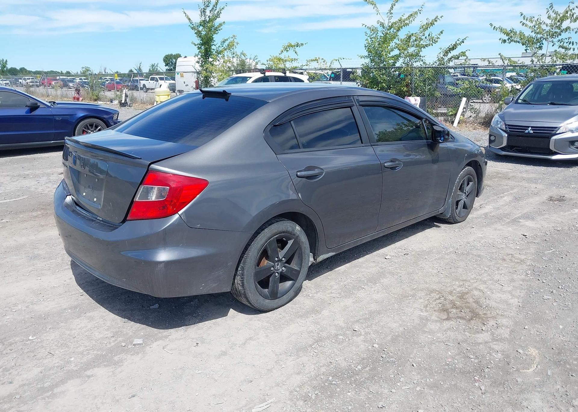 2012 HONDA CIVIC LX