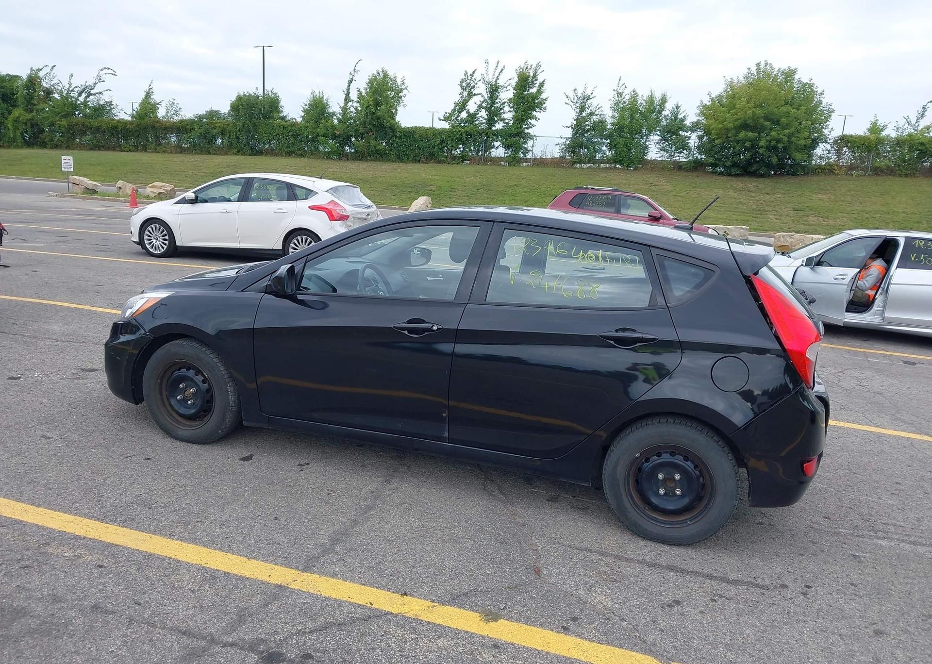 2016 HYUNDAI ACCENT SE