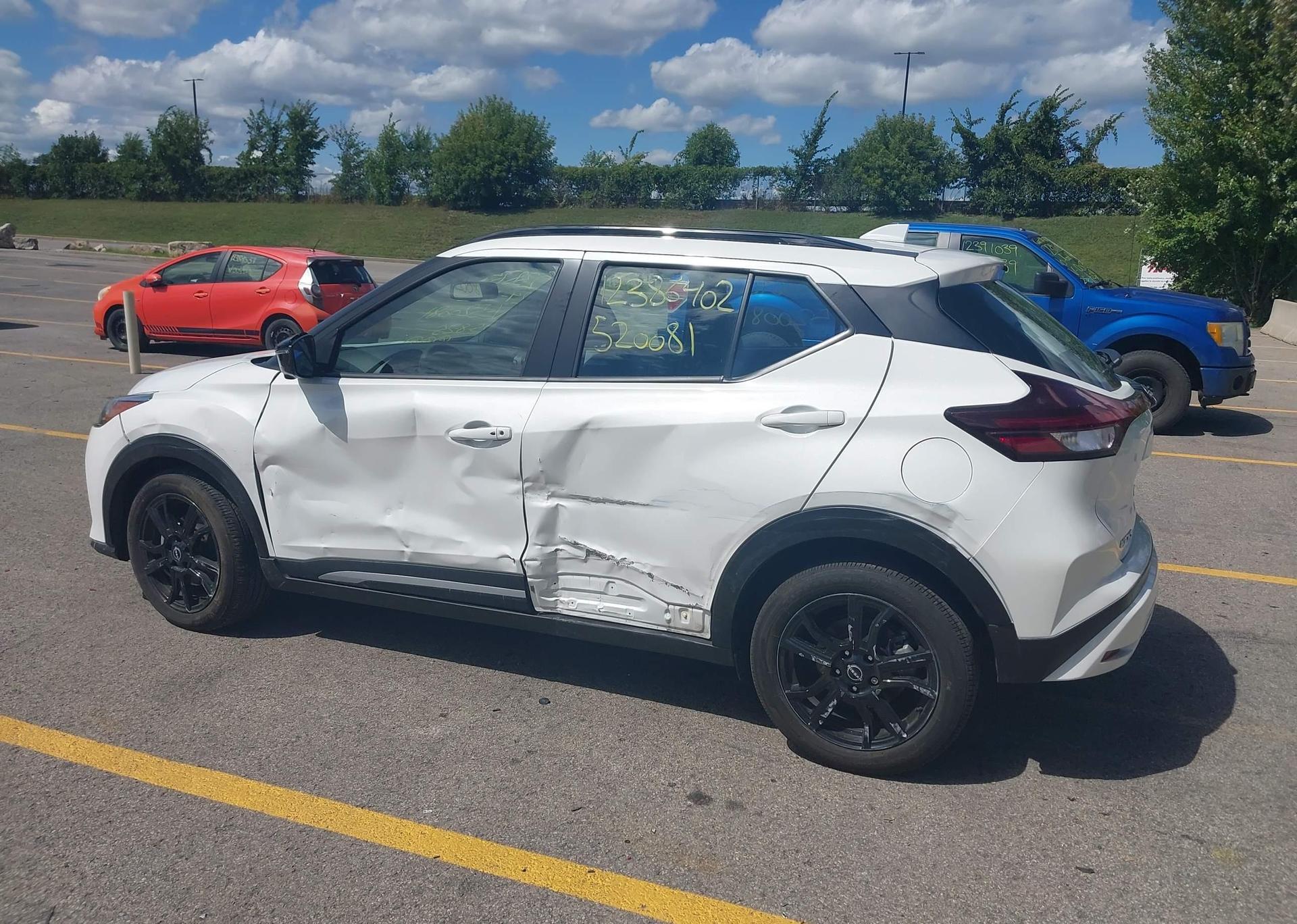 2024 NISSAN KICKS SR