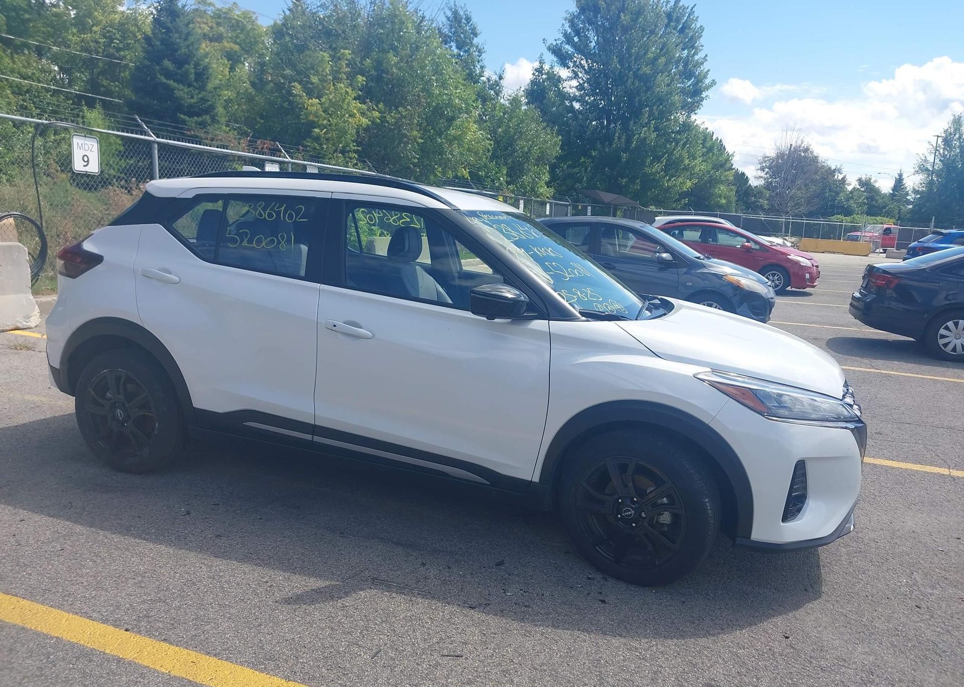 2024 NISSAN KICKS SR