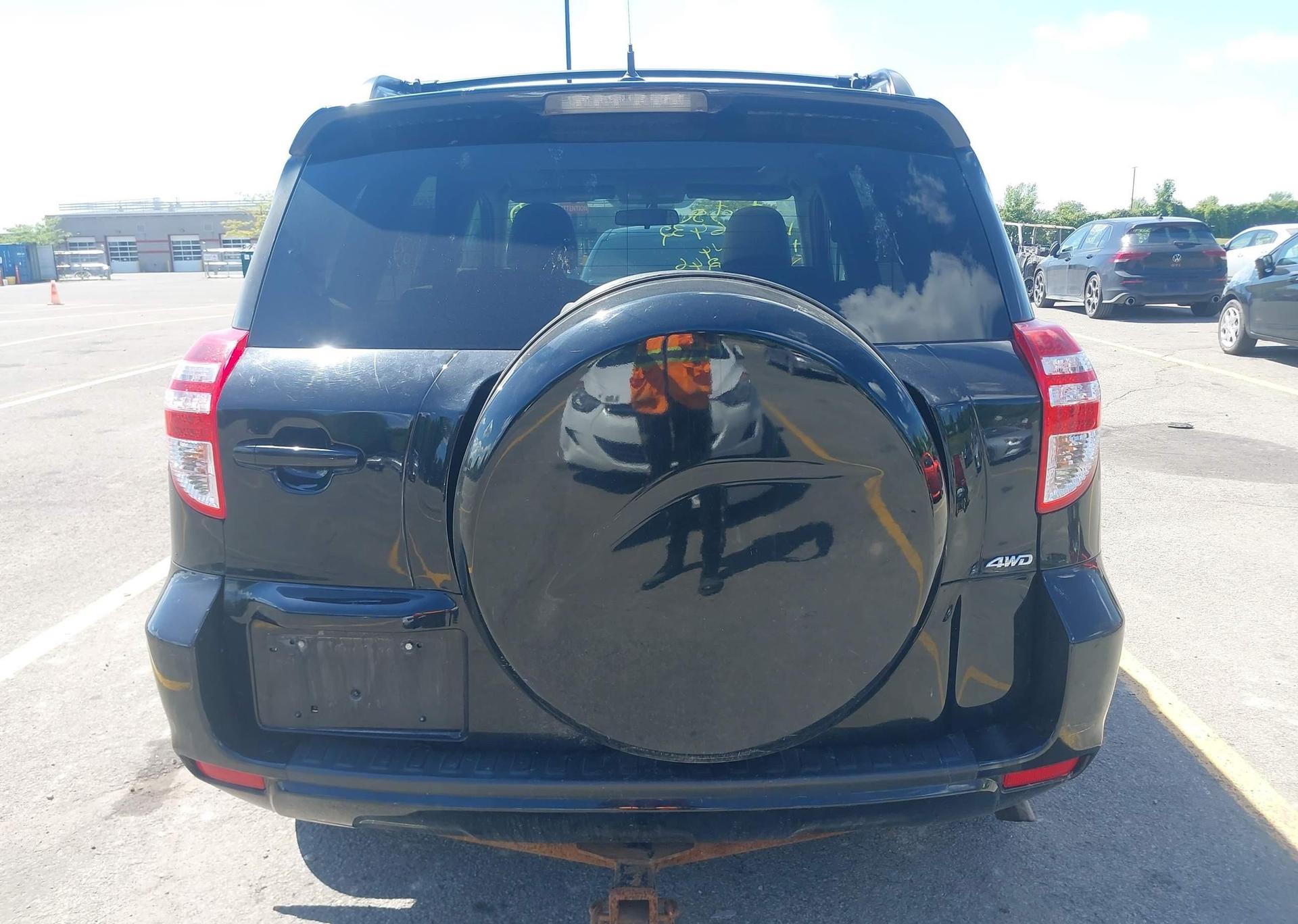2011 TOYOTA RAV4