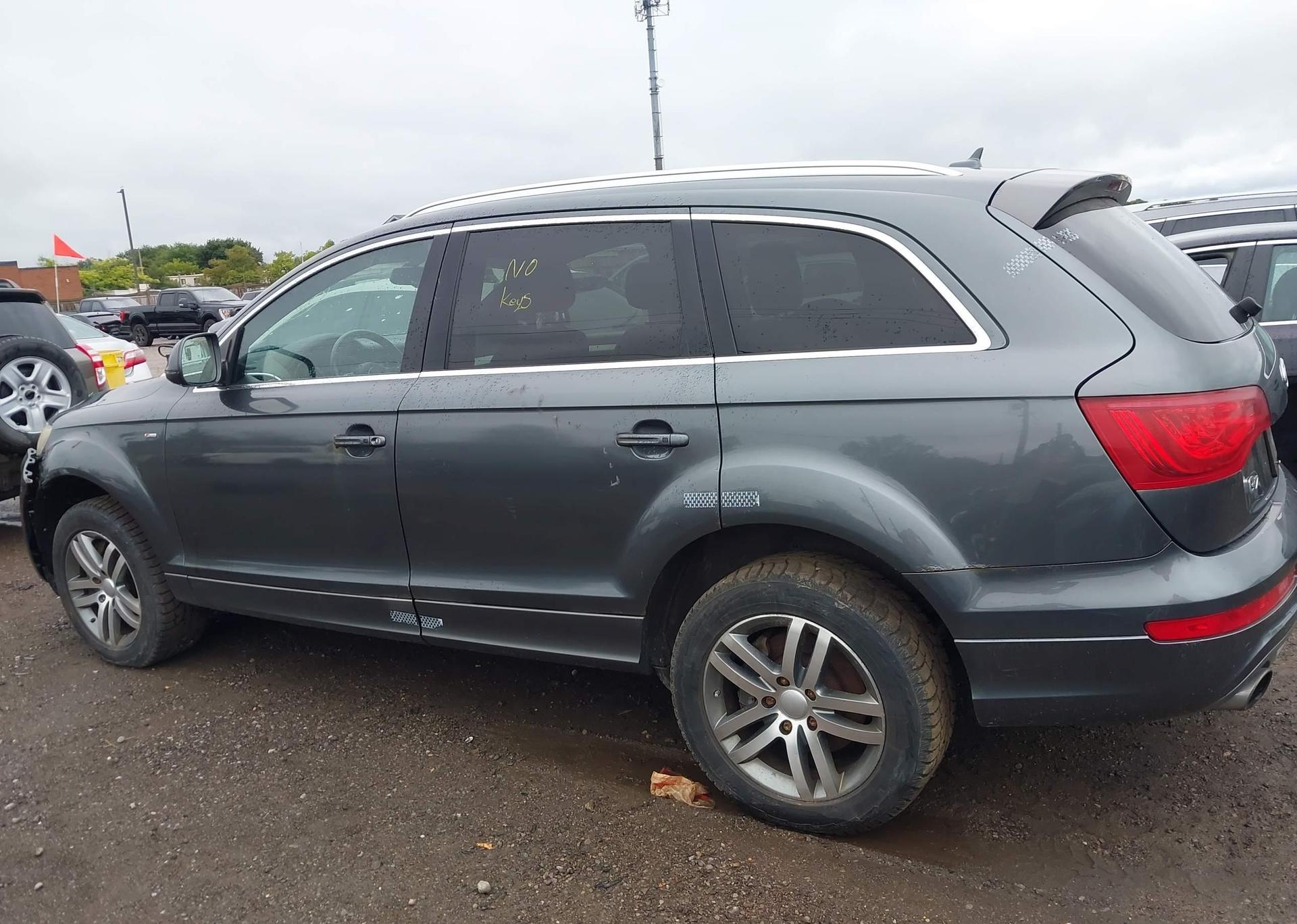 2013 AUDI Q7