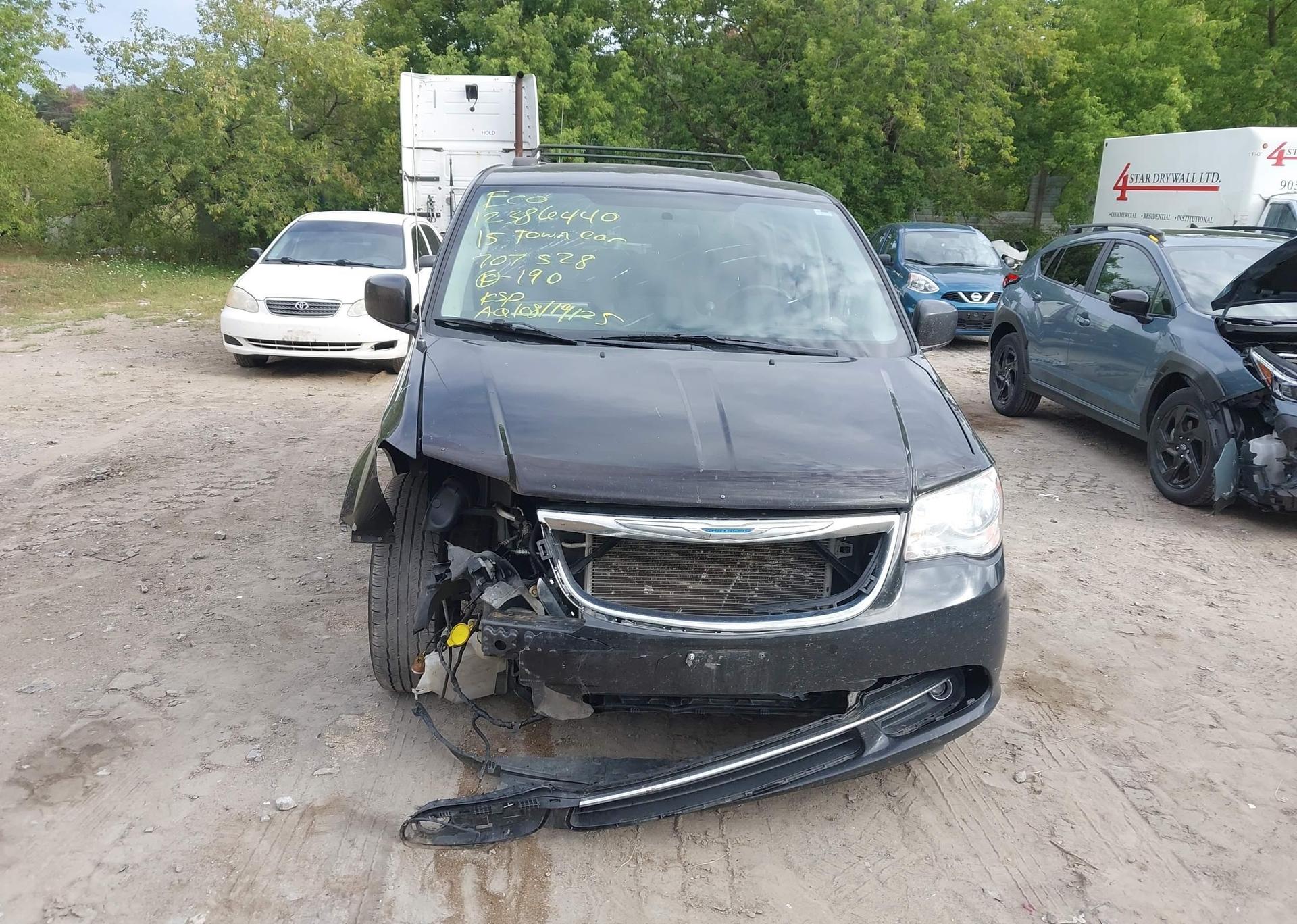 2015 CHRYSLER TOWN & COUNTRY TOURING