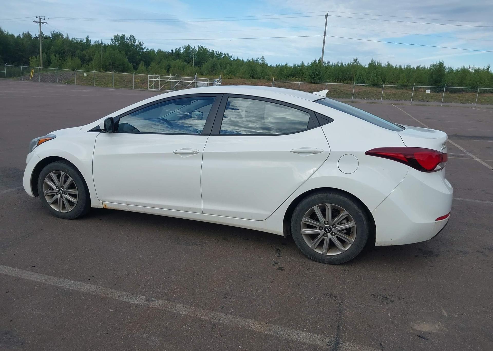 2014 HYUNDAI ELANTRA GLS