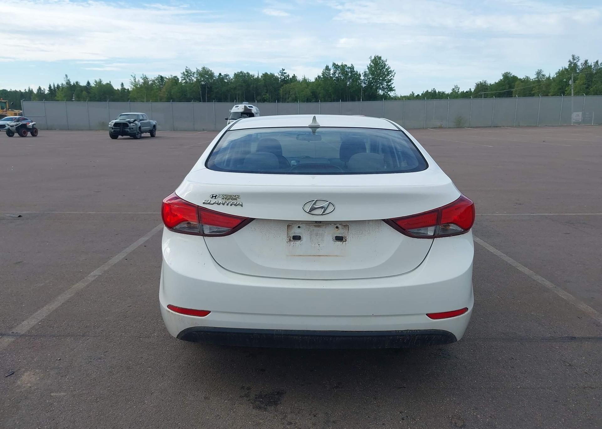 2014 HYUNDAI ELANTRA GLS
