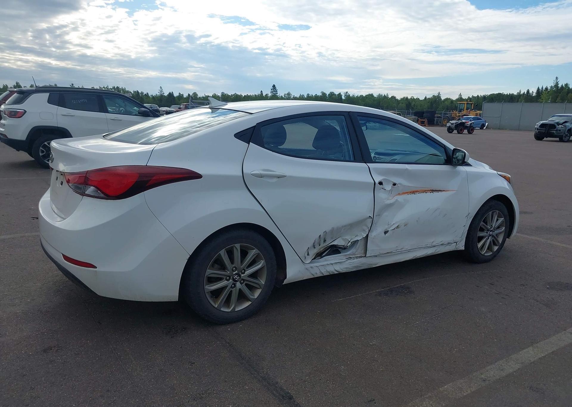 2014 HYUNDAI ELANTRA GLS