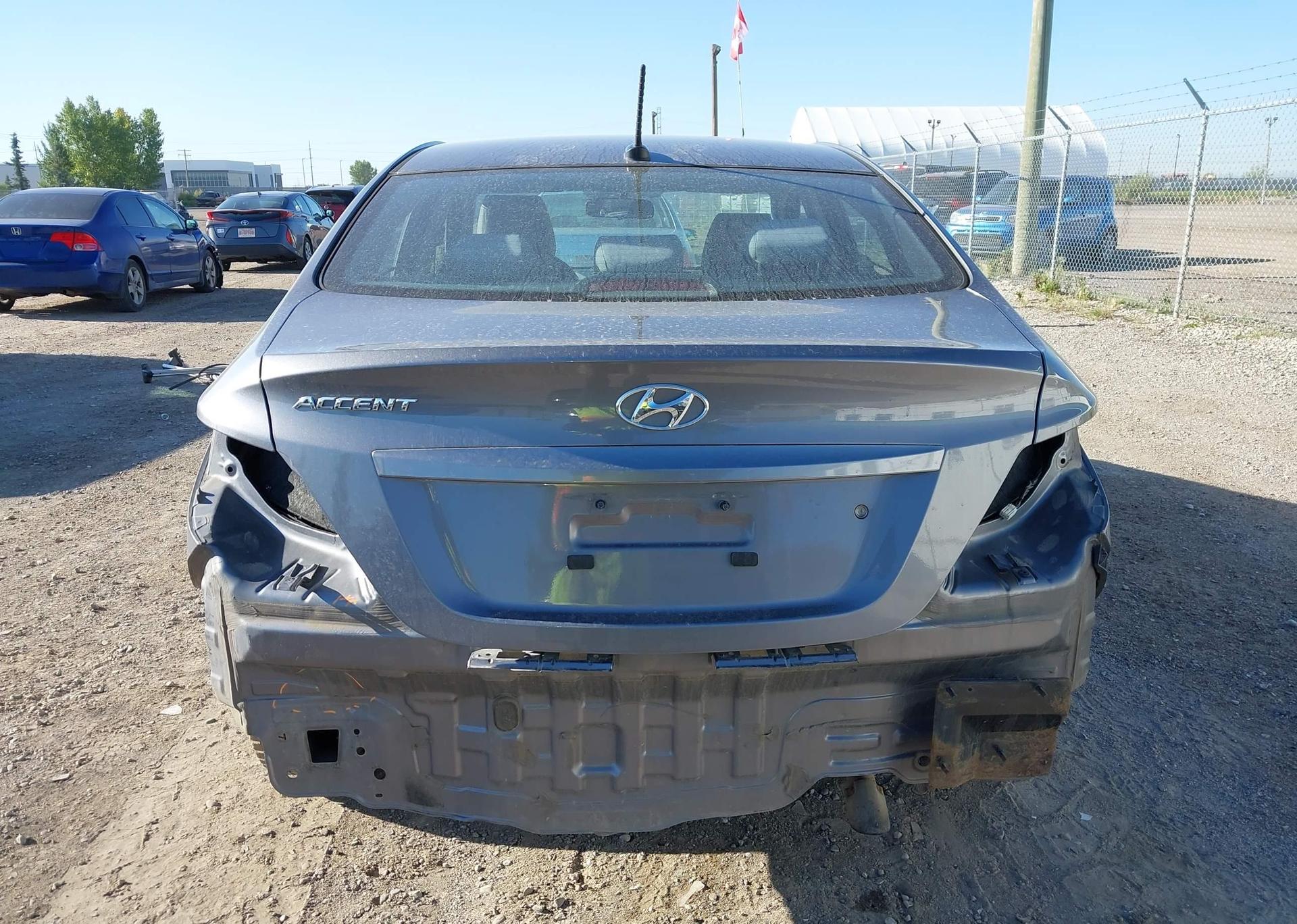2014 HYUNDAI ACCENT L