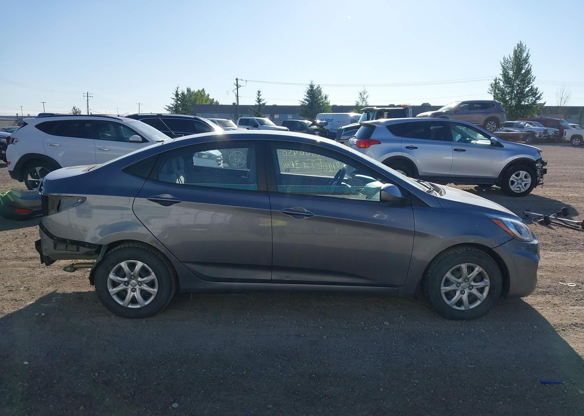 2014 HYUNDAI ACCENT L