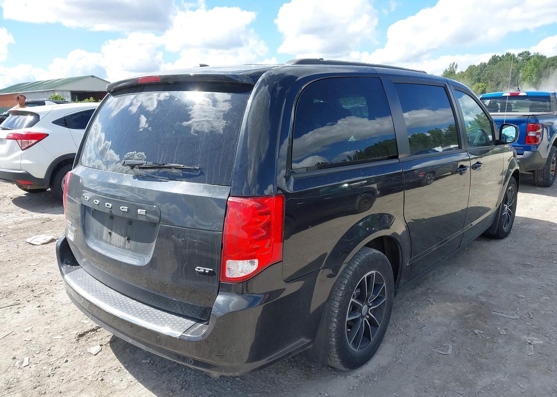 2018 DODGE GRAND CARAVAN GT