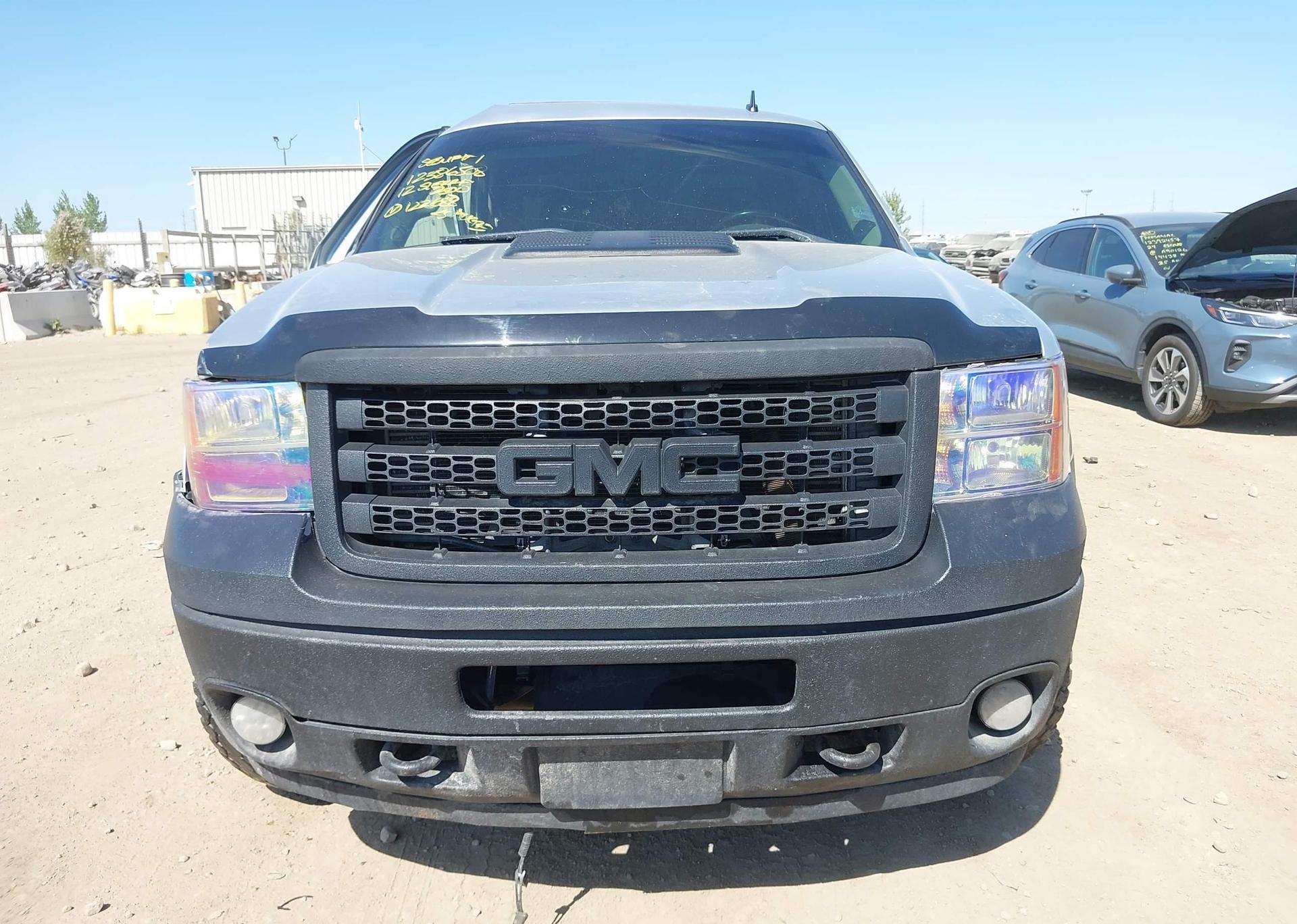 2012 GMC SIERRA 2500HD SLT