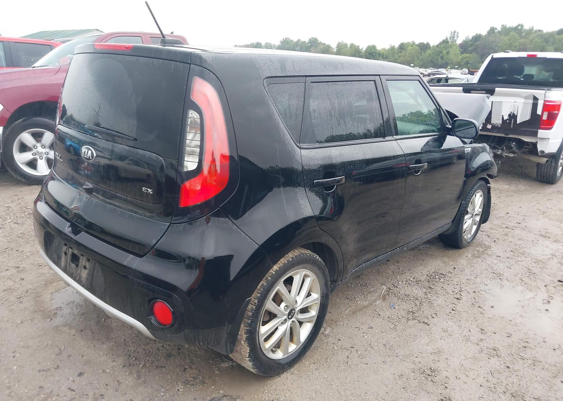 2018 KIA SOUL +