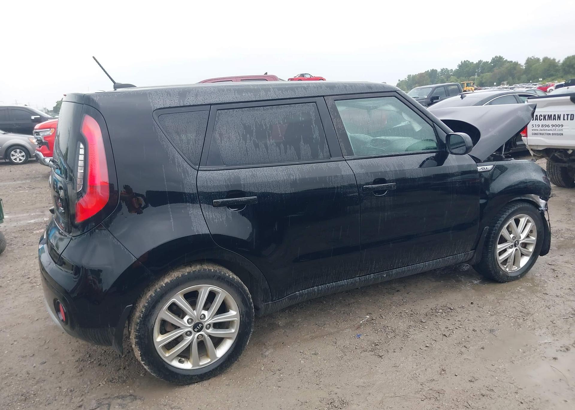 2018 KIA SOUL +