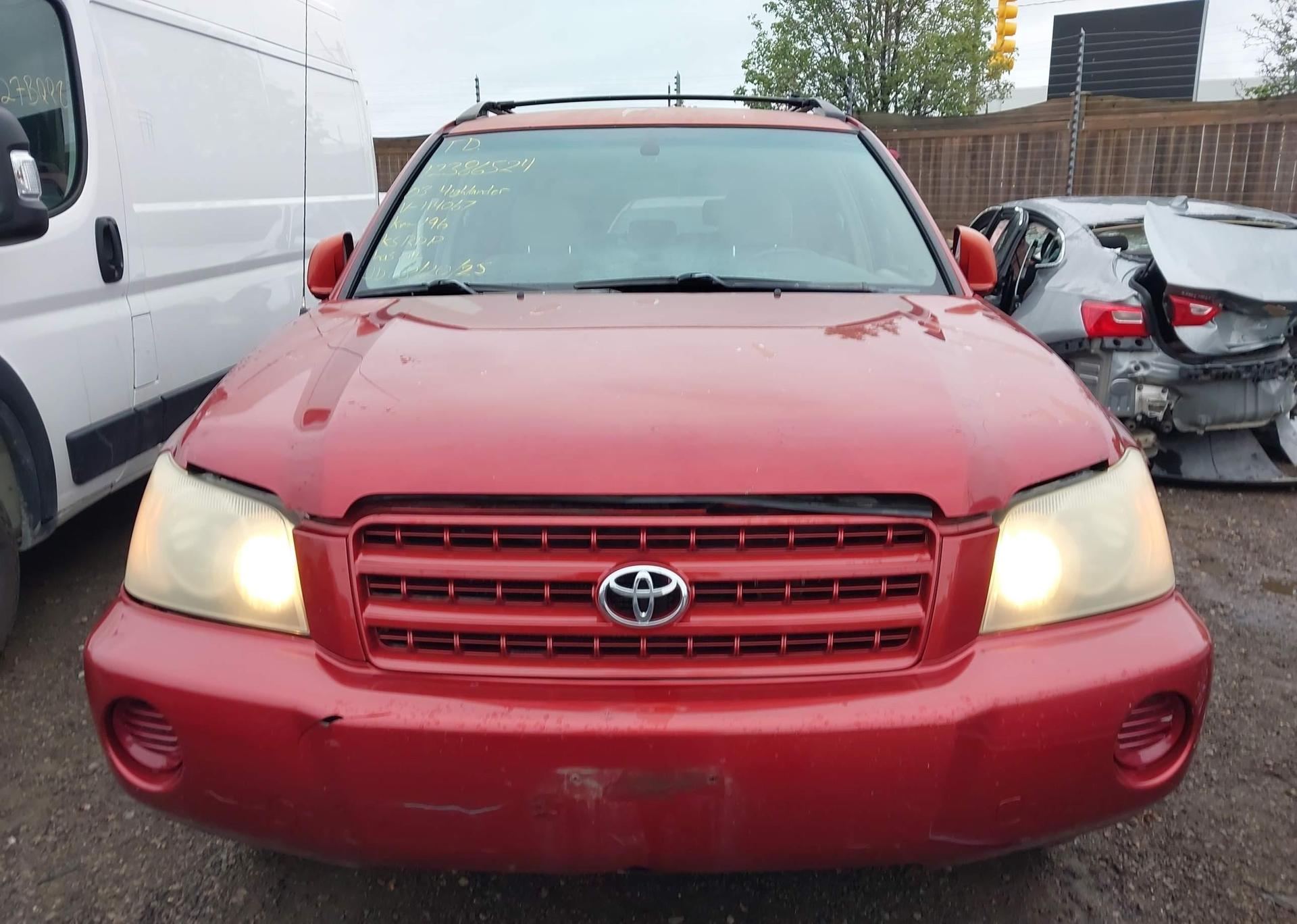 2003 TOYOTA HIGHLANDER BASE V6
