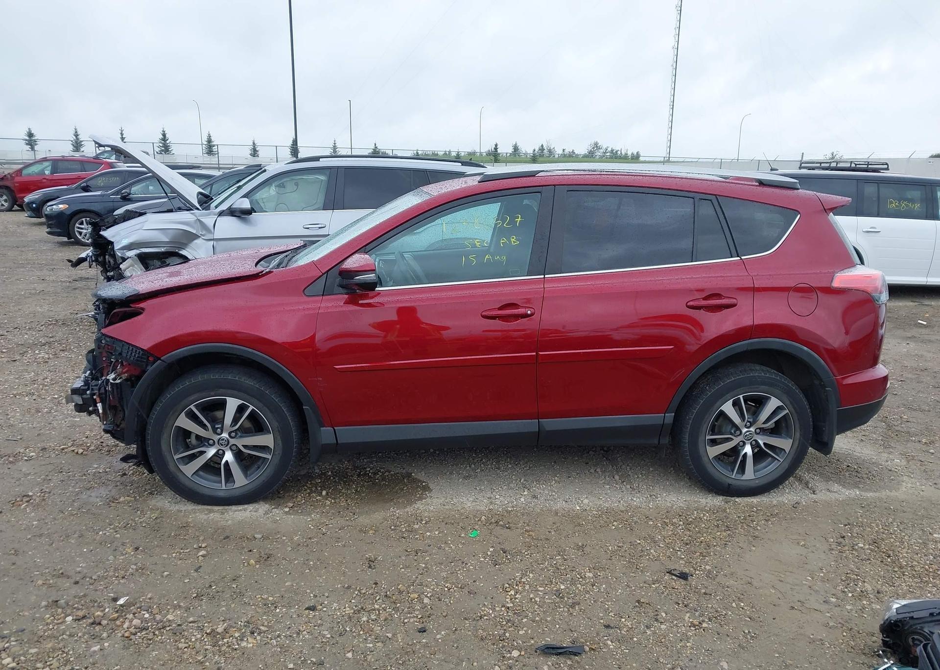 2018 TOYOTA RAV4 LE