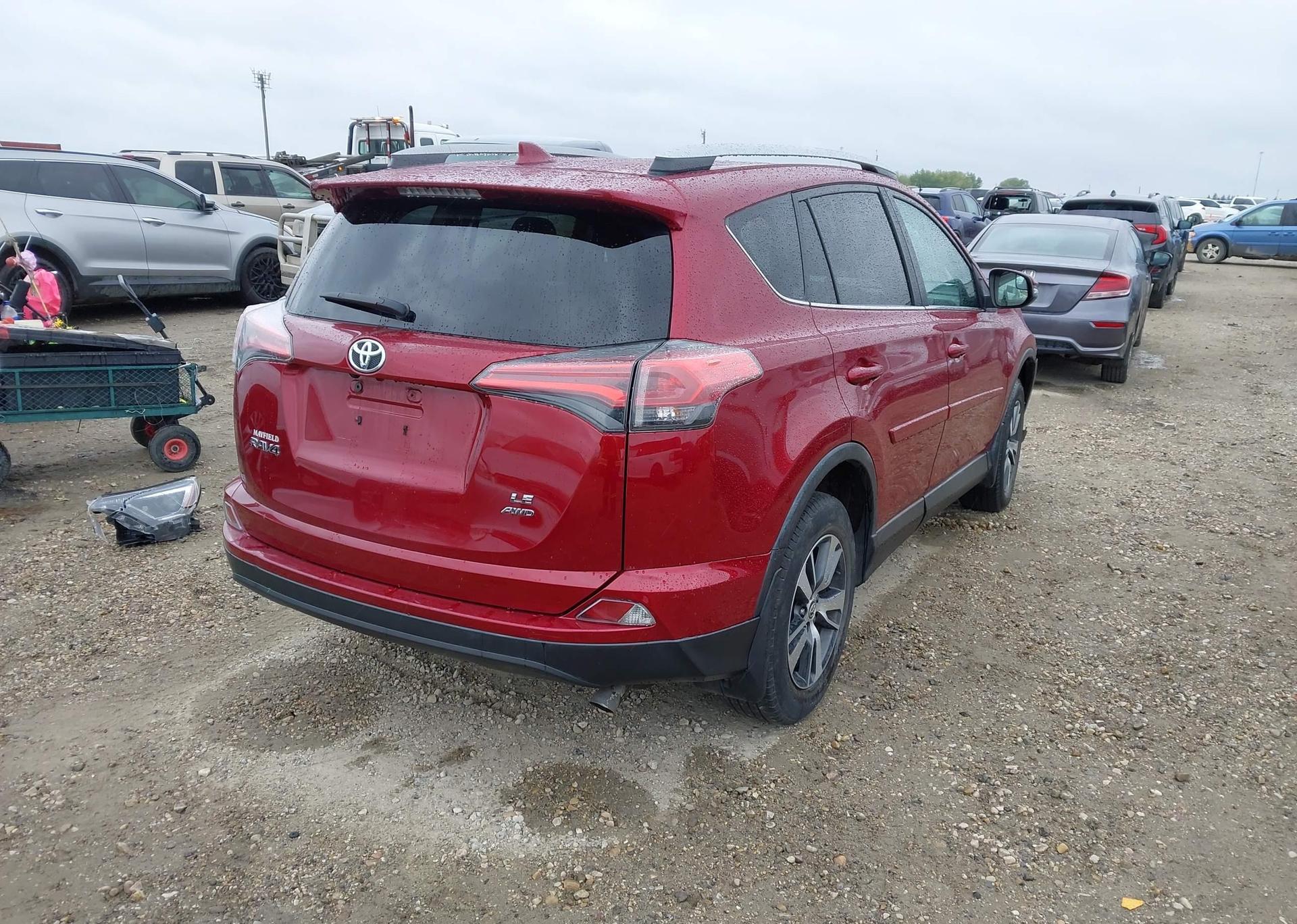 2018 TOYOTA RAV4 LE
