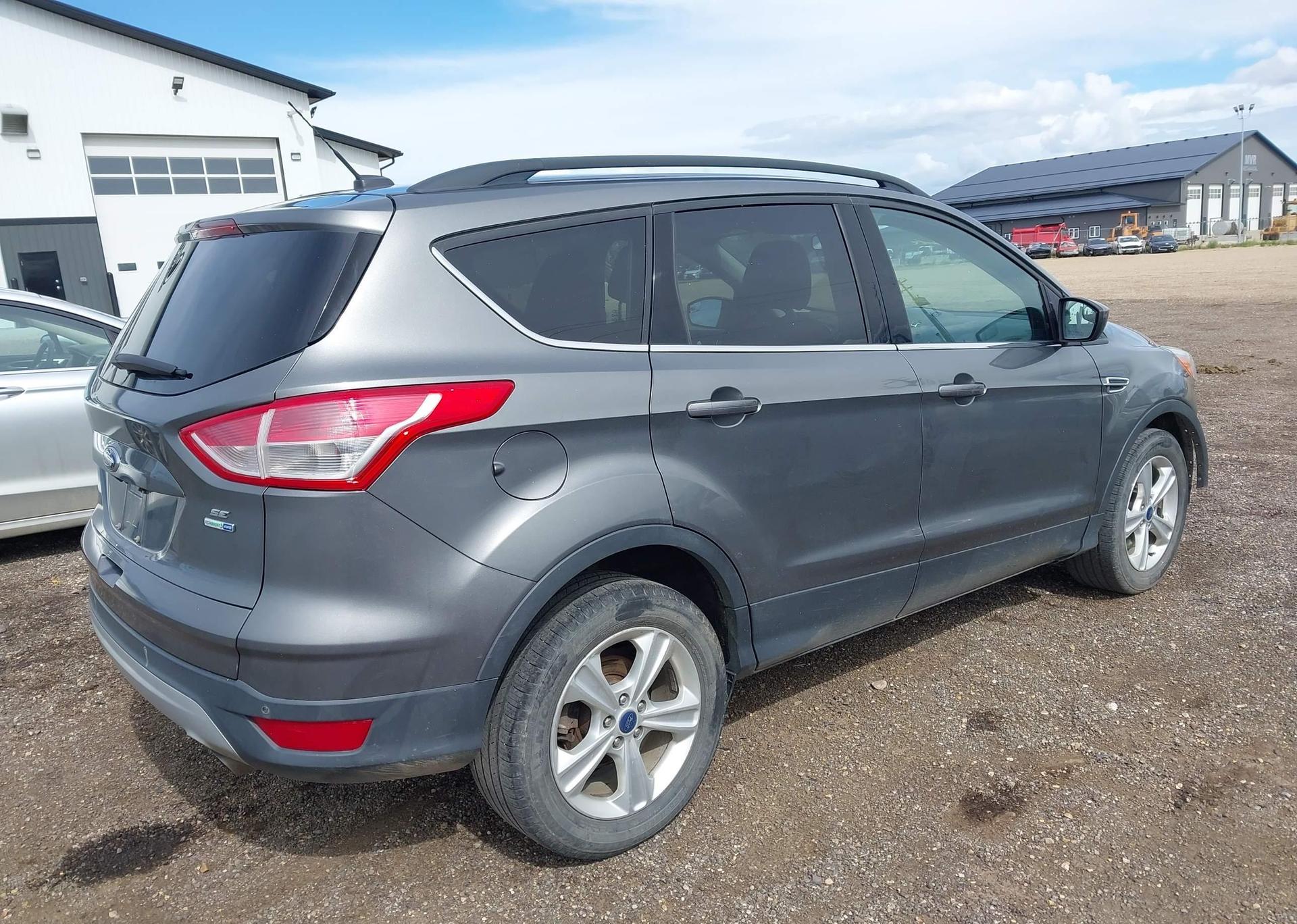 2014 FORD ESCAPE SE