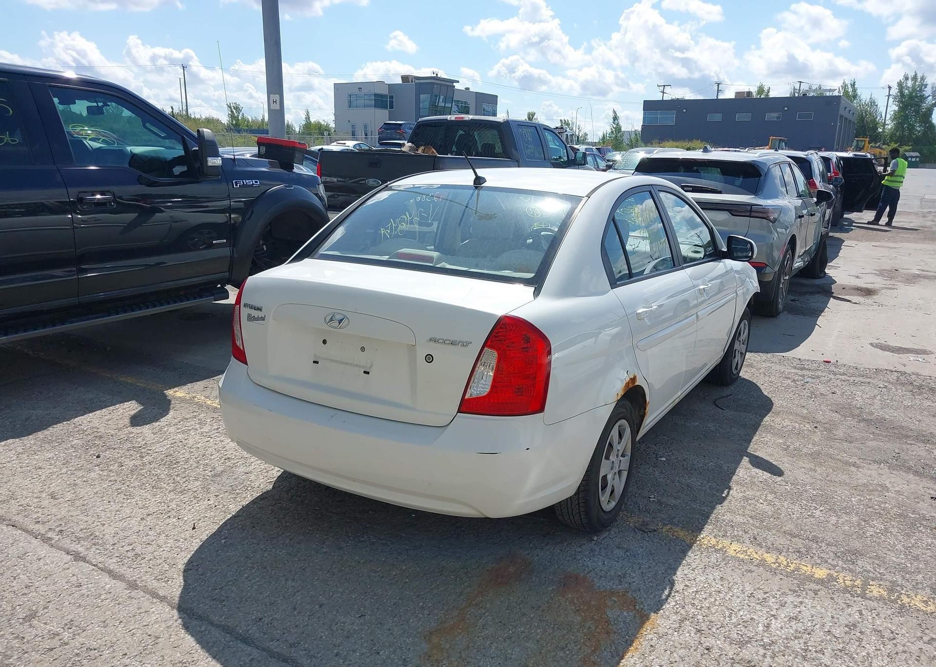 2009 HYUNDAI ACCENT GLS