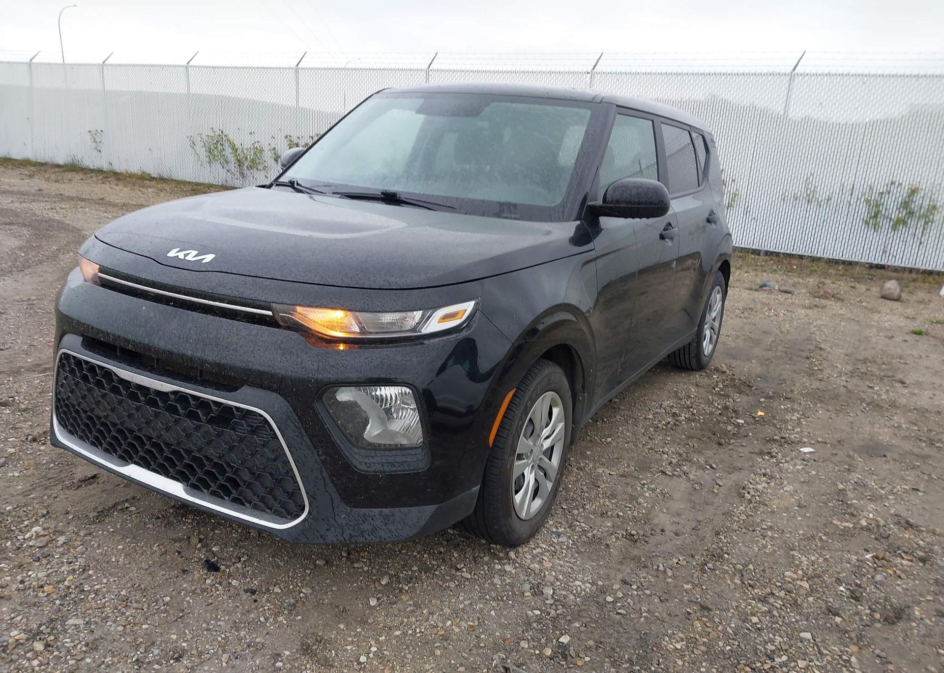 2022 KIA SOUL LX