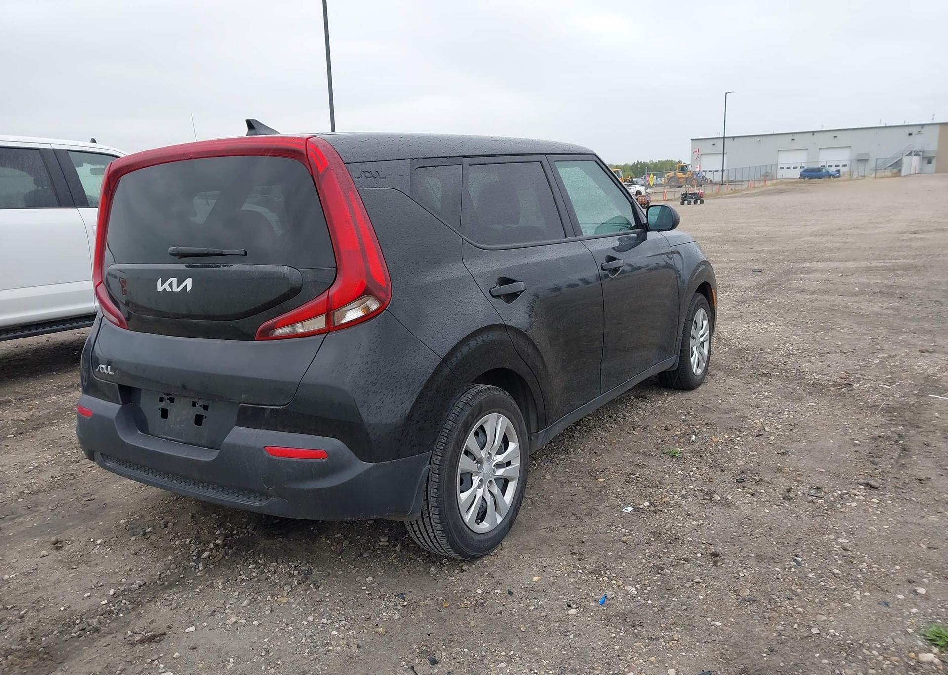 2022 KIA SOUL LX