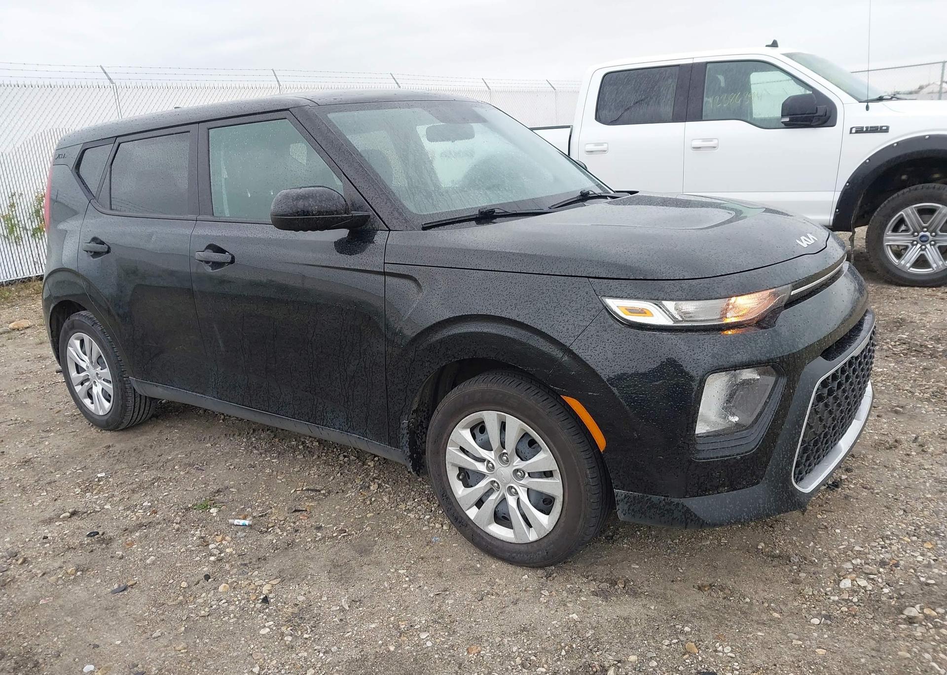 2022 KIA SOUL LX