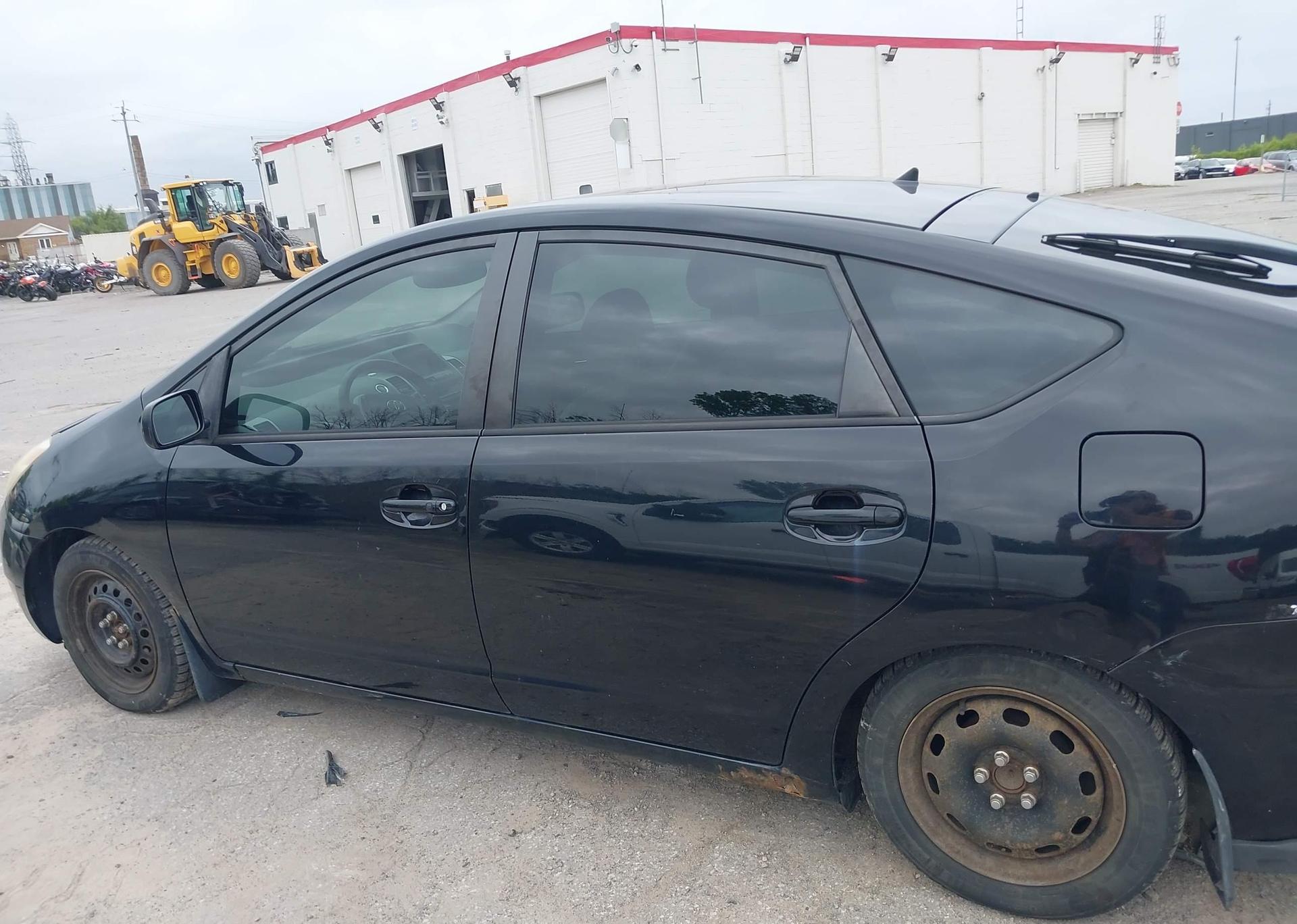 2004 TOYOTA PRIUS