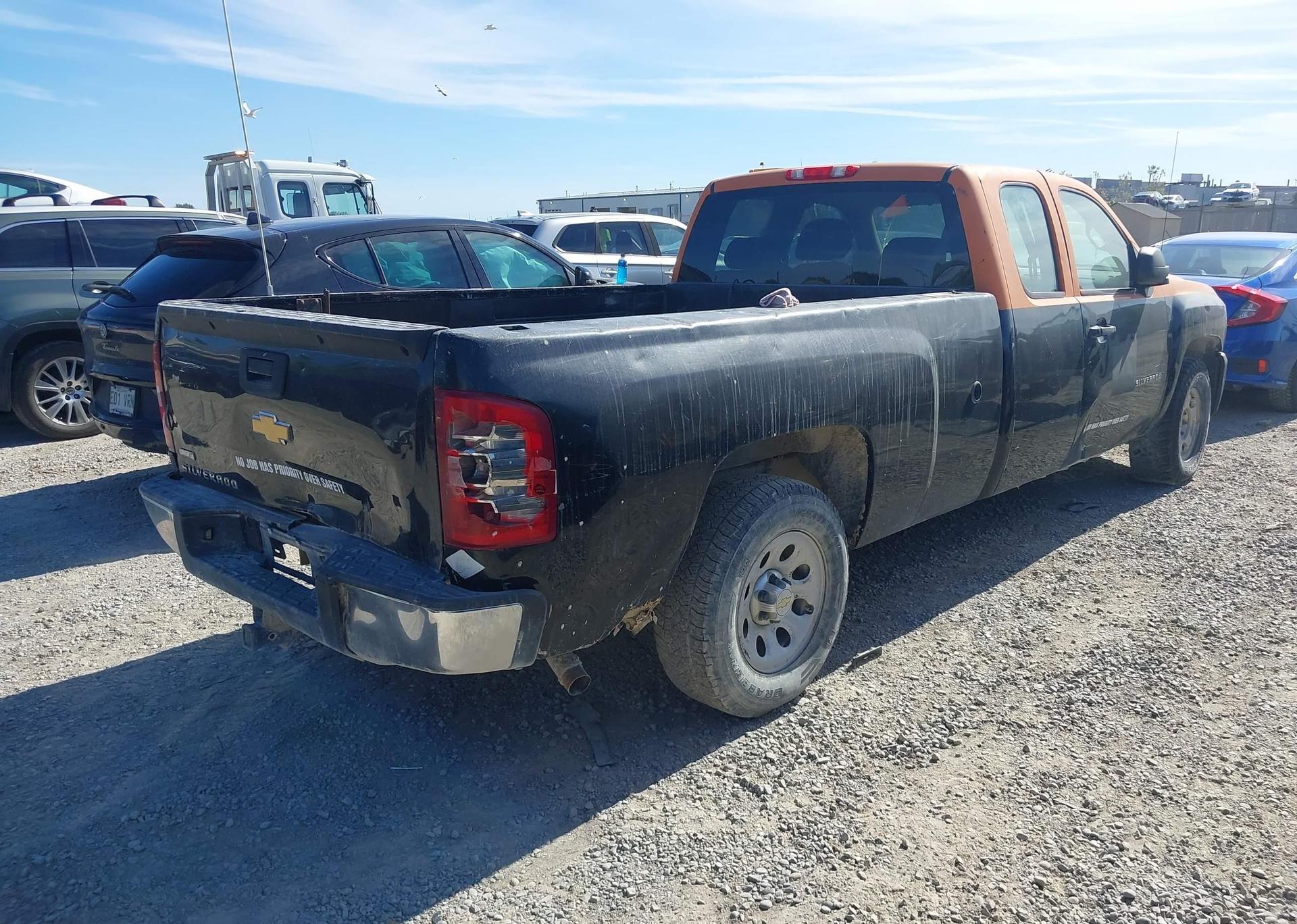 2011 CHEVROLET Silverado C1500