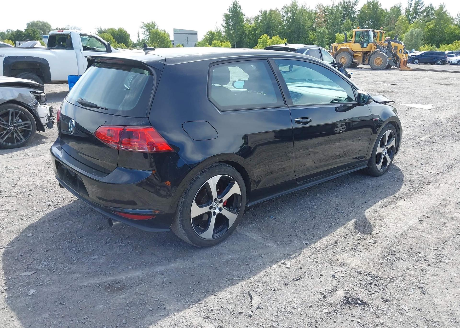 2015 VOLKSWAGEN GOLF GTI 3-DOOR