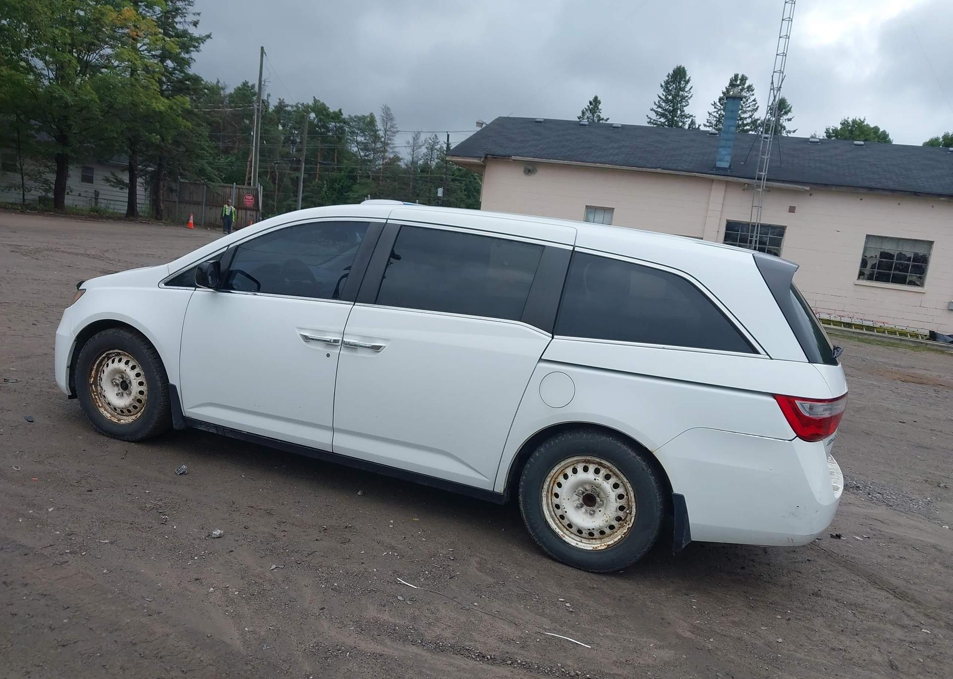 2011 HONDA ODYSSEY EX