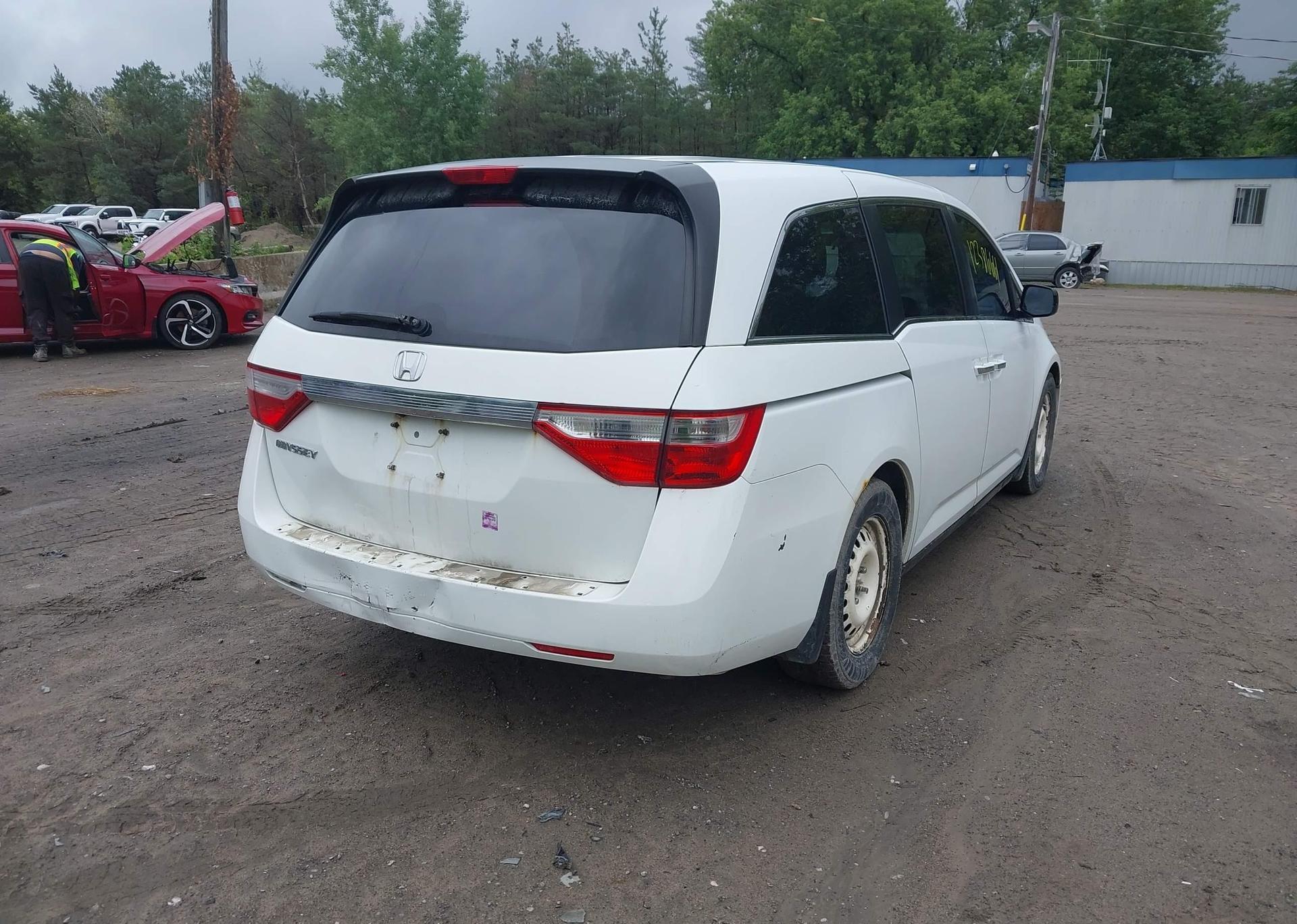 2011 HONDA ODYSSEY EX