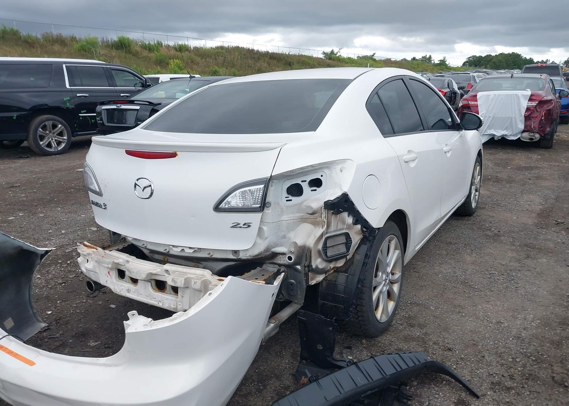 2010 MAZDA MAZDA3 GT