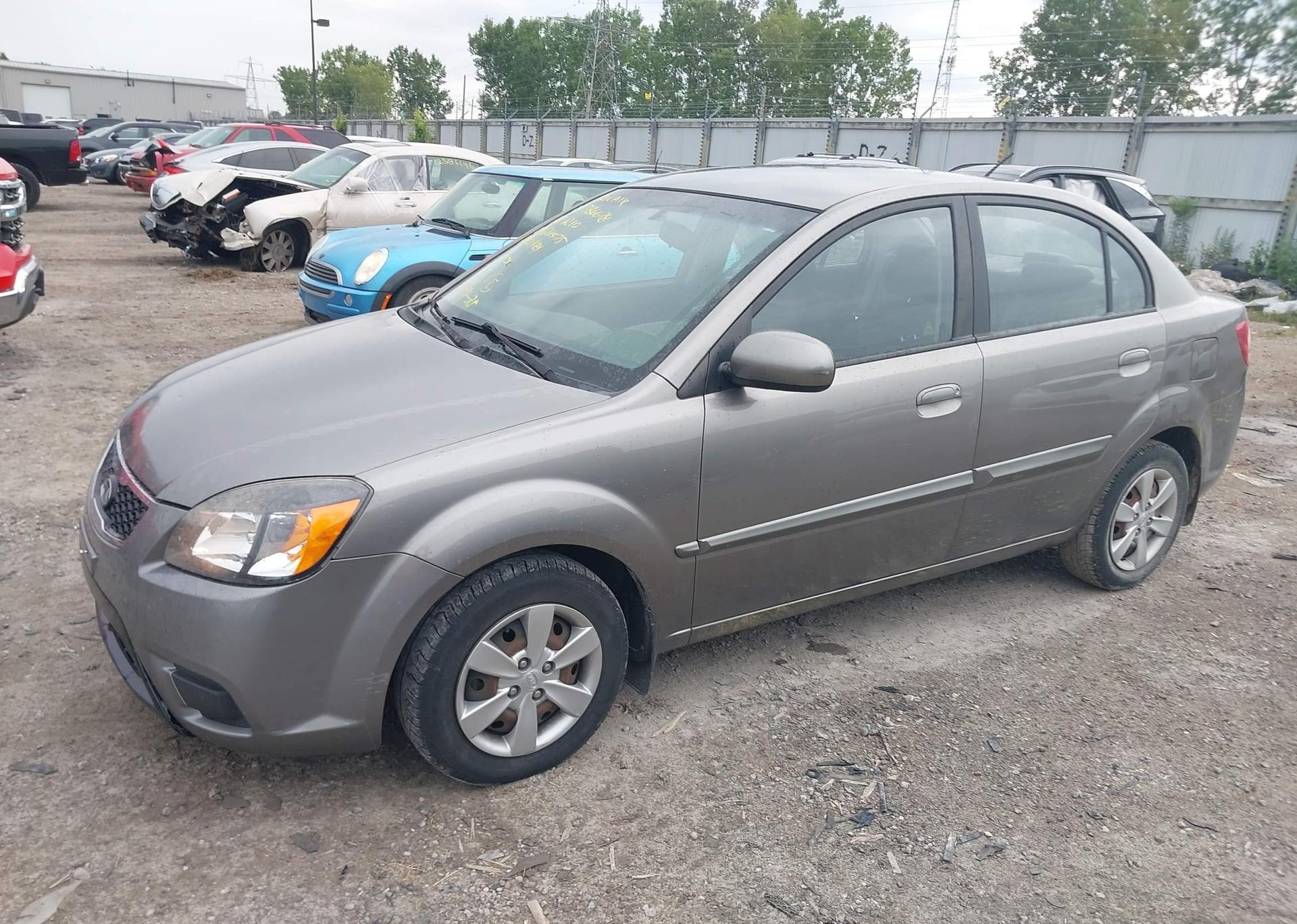 2010 KIA RIO