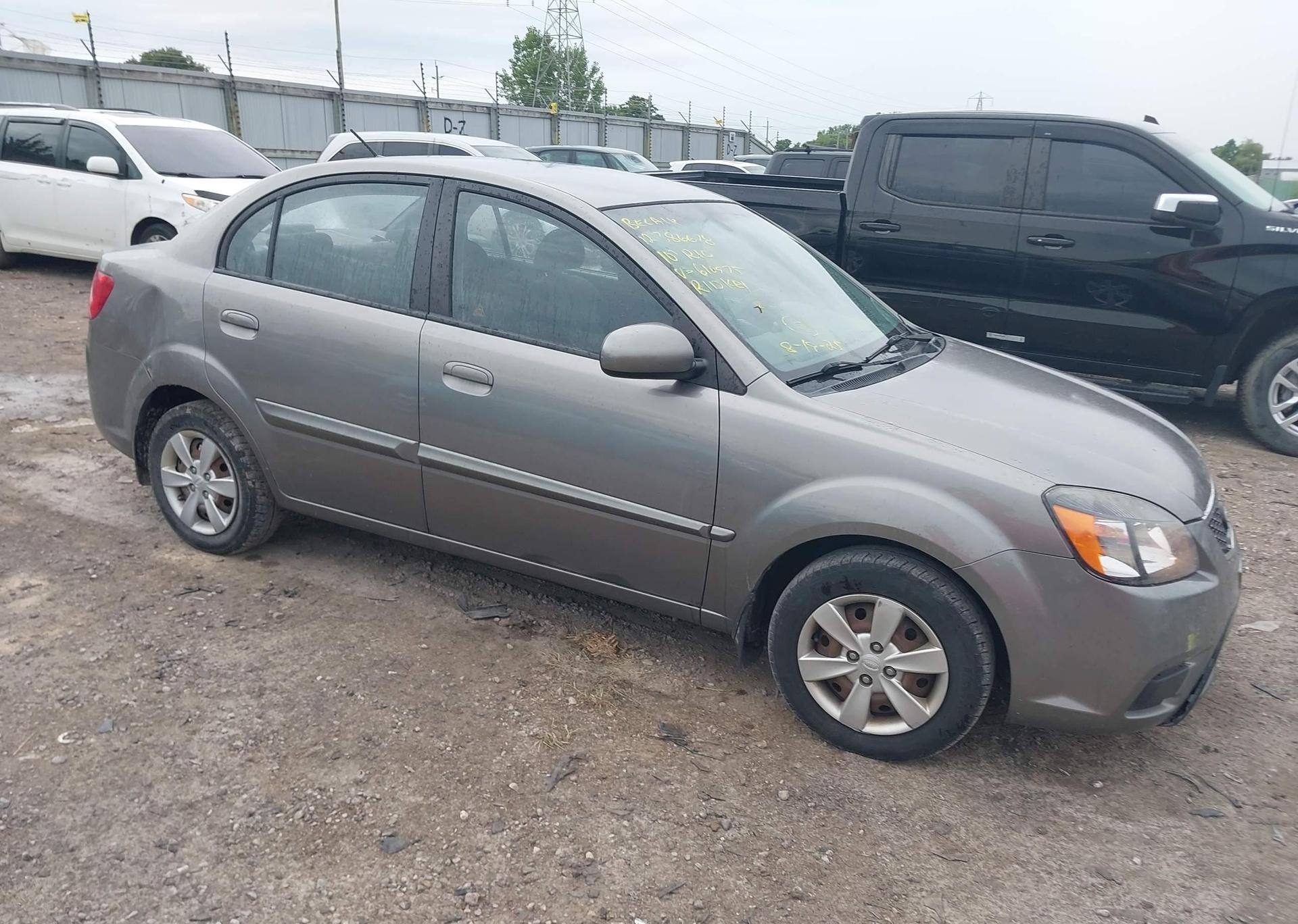 2010 KIA RIO