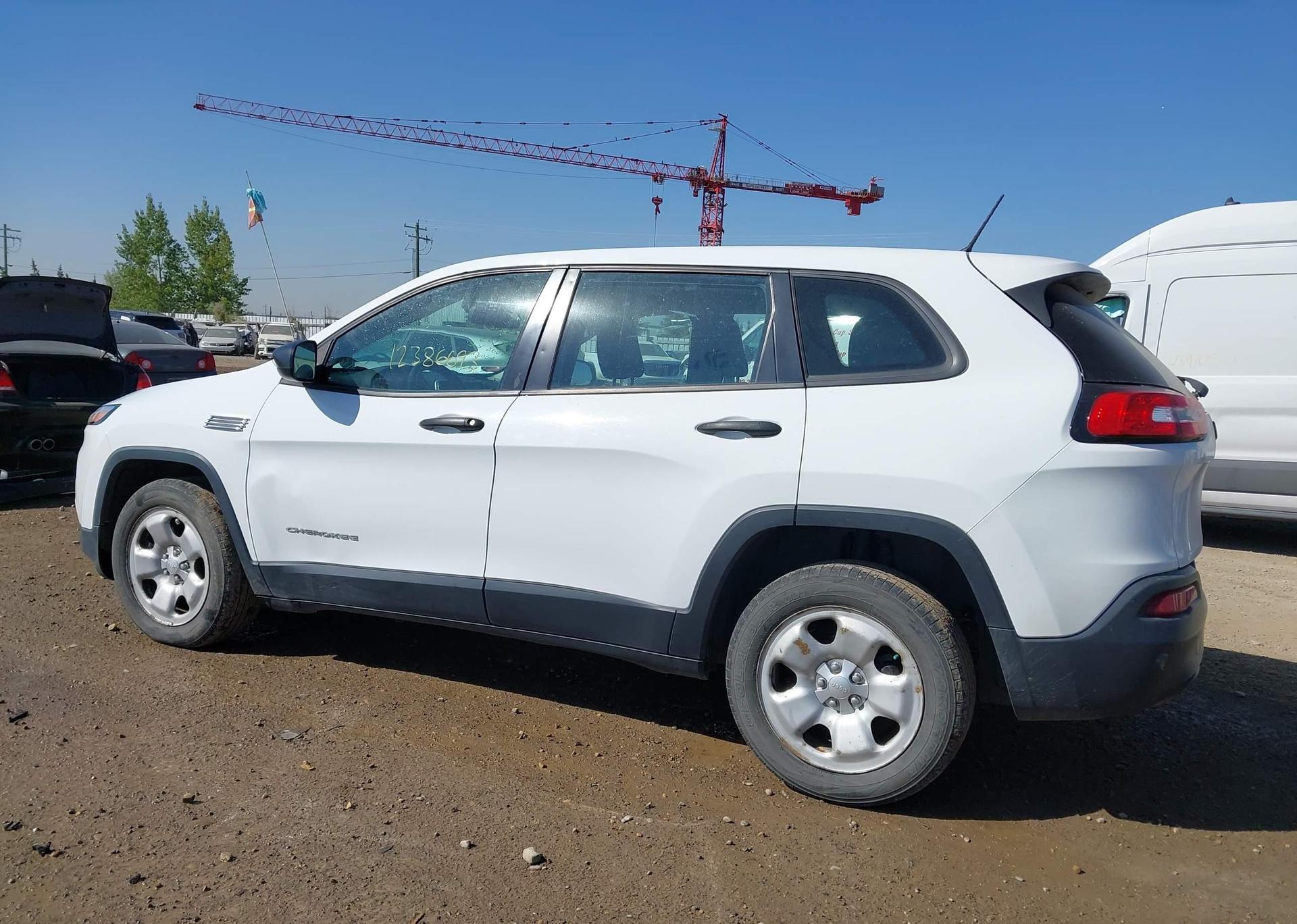 2014 JEEP CHEROKEE SPORT