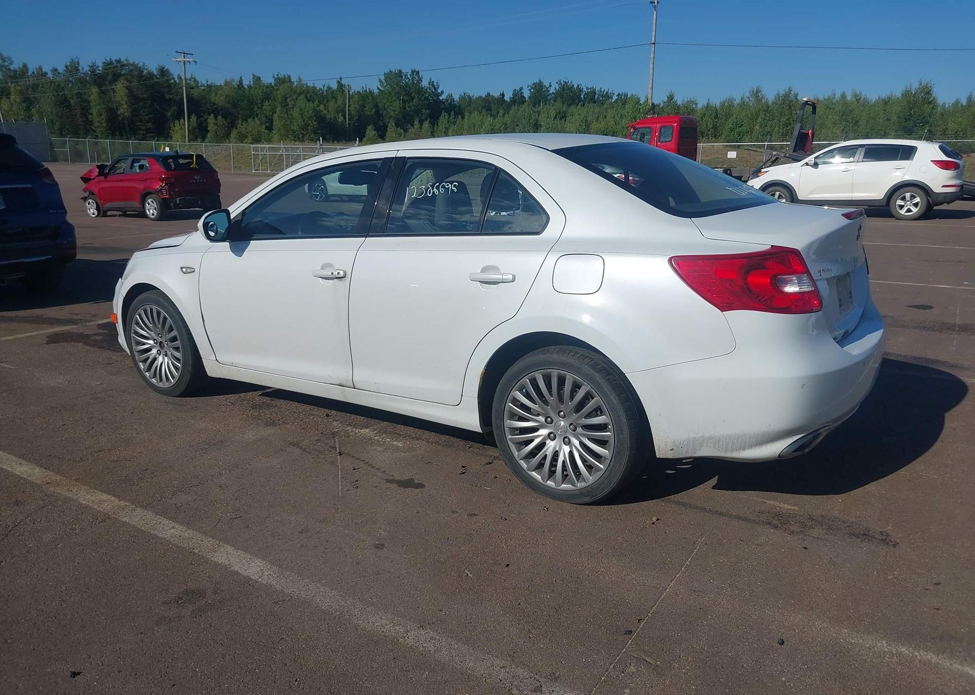 2013 SUZUKI KIZASHI SX