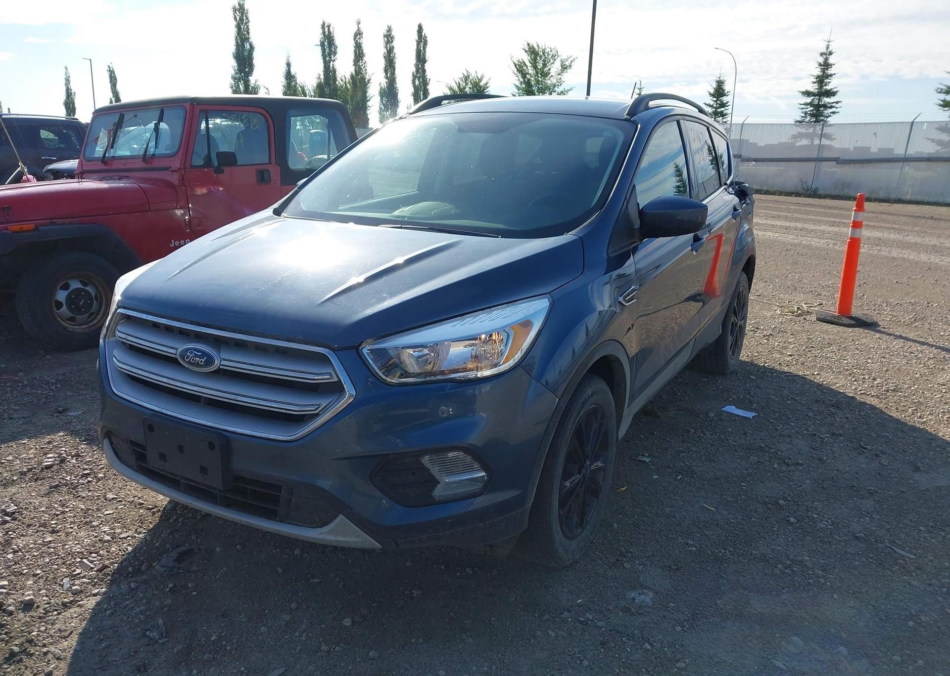 2018 FORD ESCAPE SE