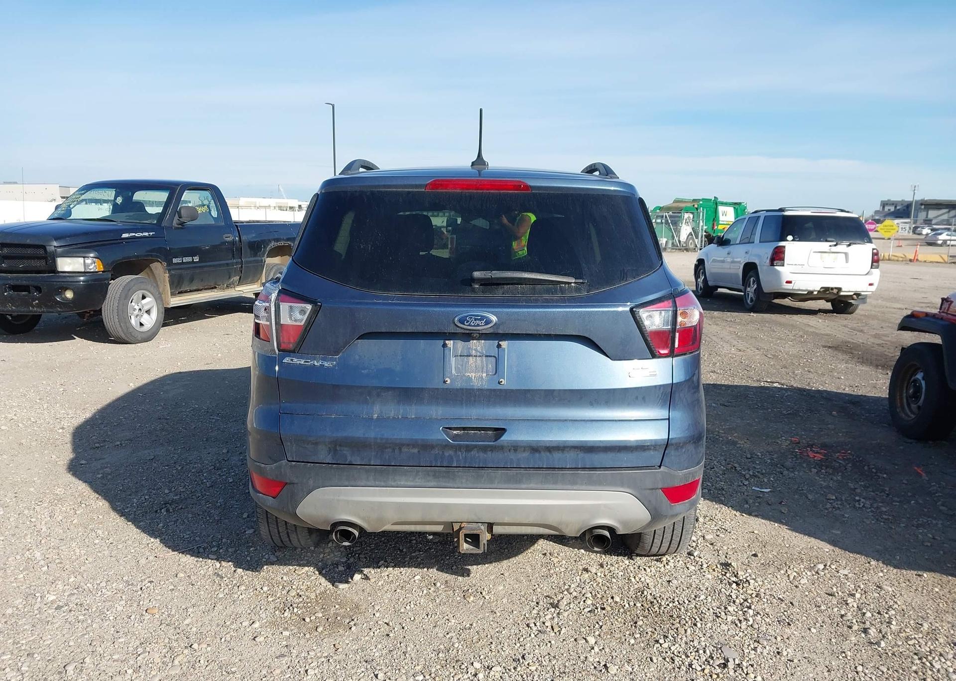 2018 FORD ESCAPE SE