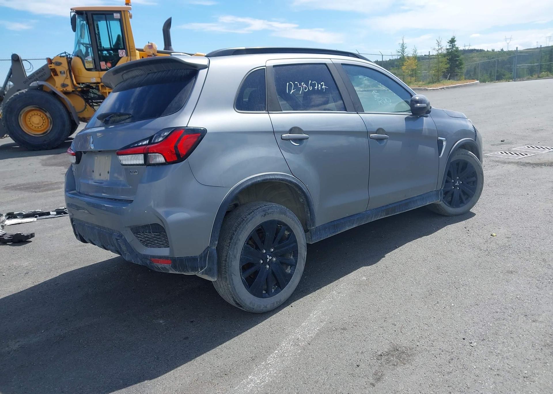 2022 MITSUBISHI RVR SE
