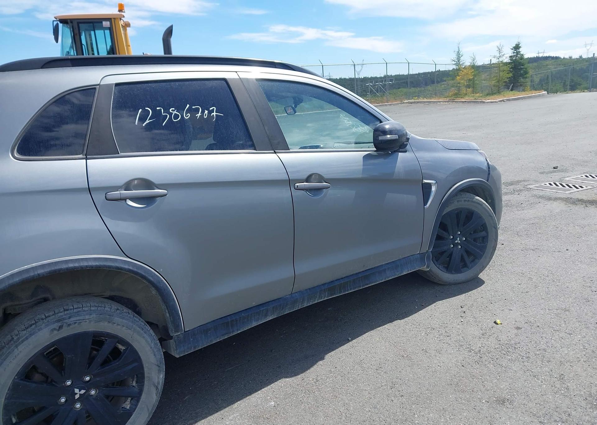 2022 MITSUBISHI RVR SE