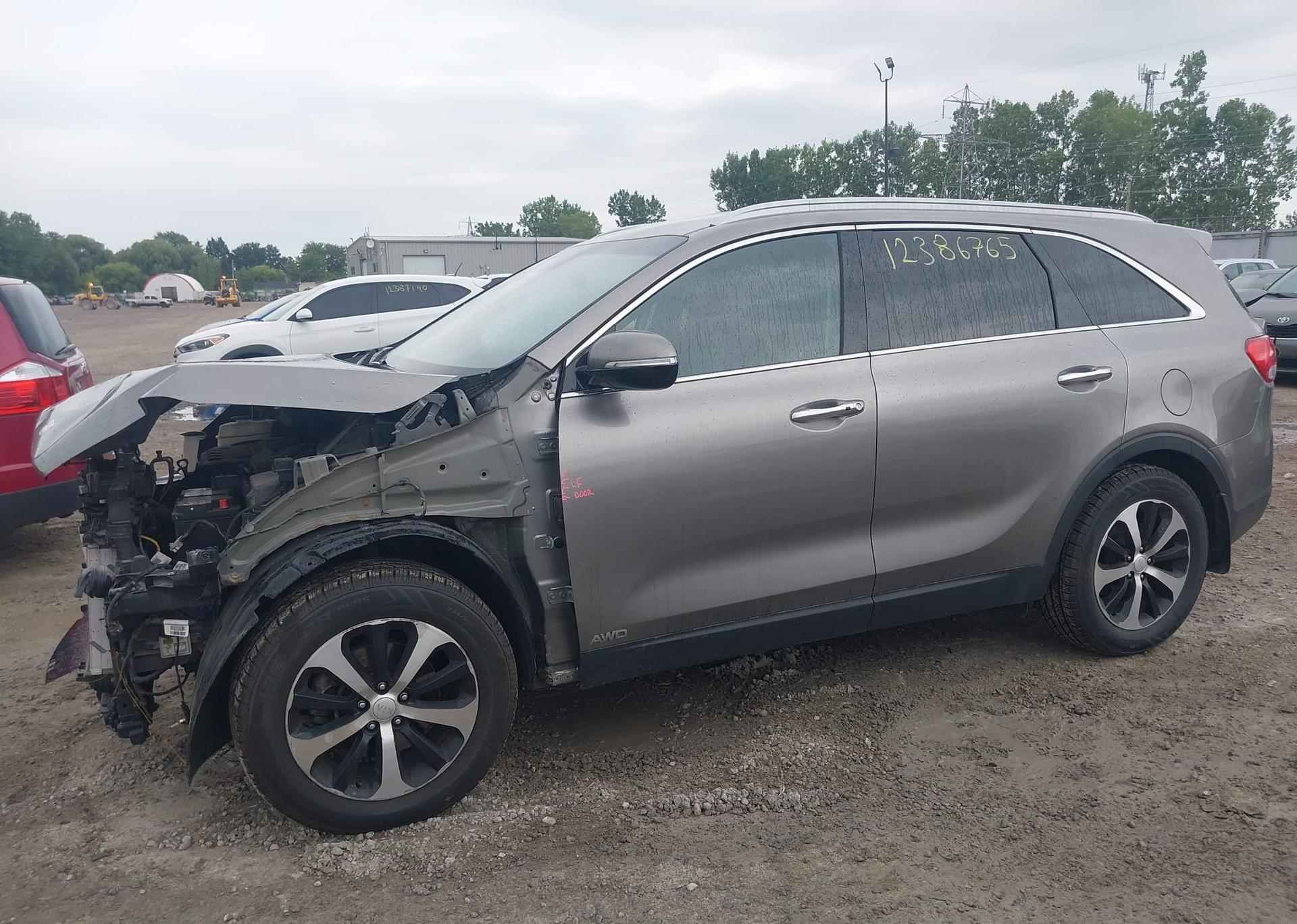 2016 KIA SORENTO EX