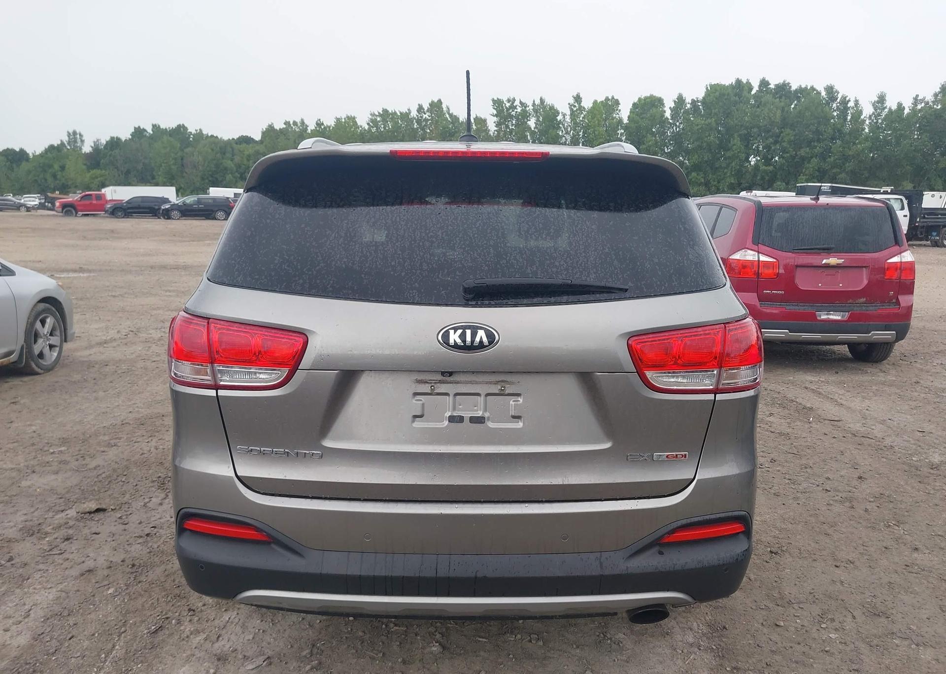 2016 KIA SORENTO EX