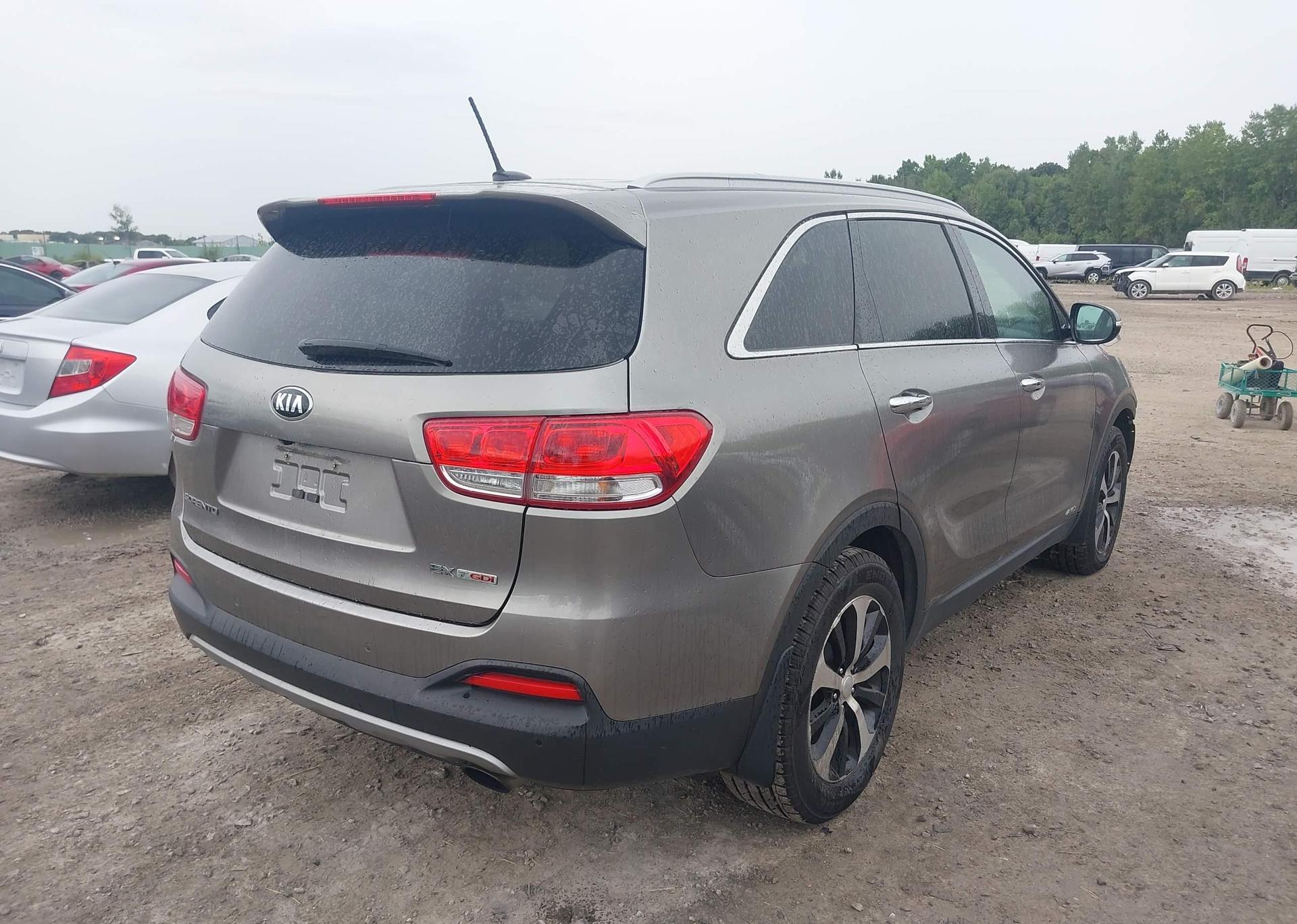 2016 KIA SORENTO EX