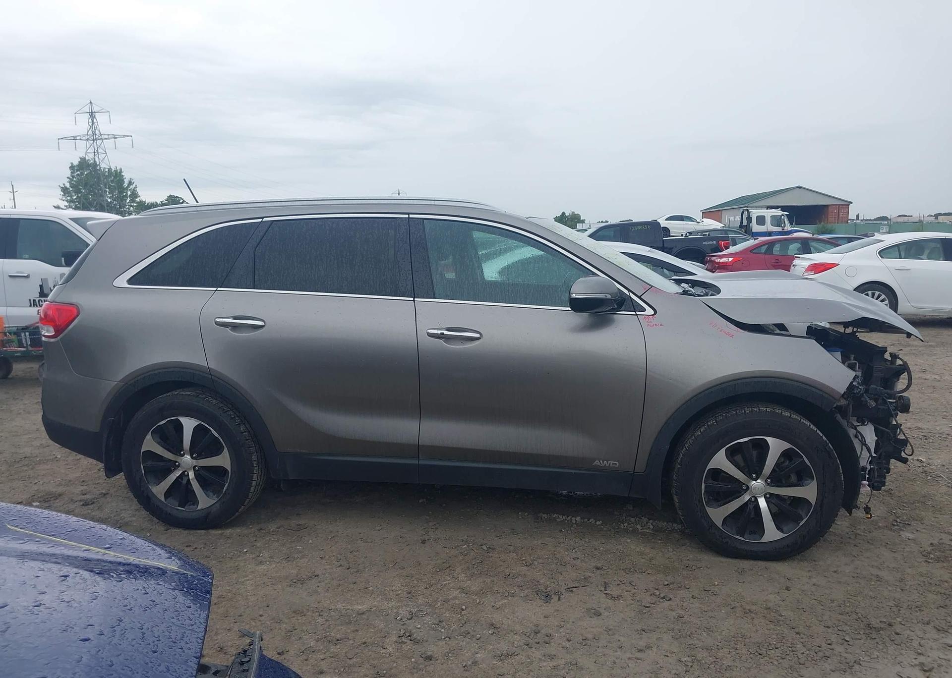 2016 KIA SORENTO EX