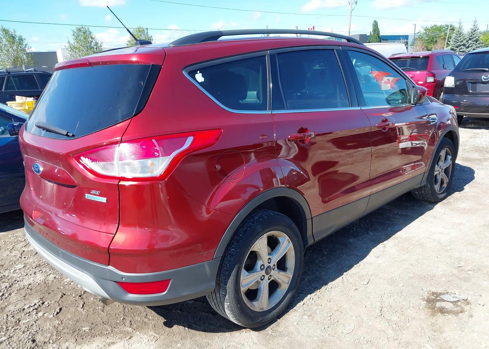 2015 FORD ESCAPE SE