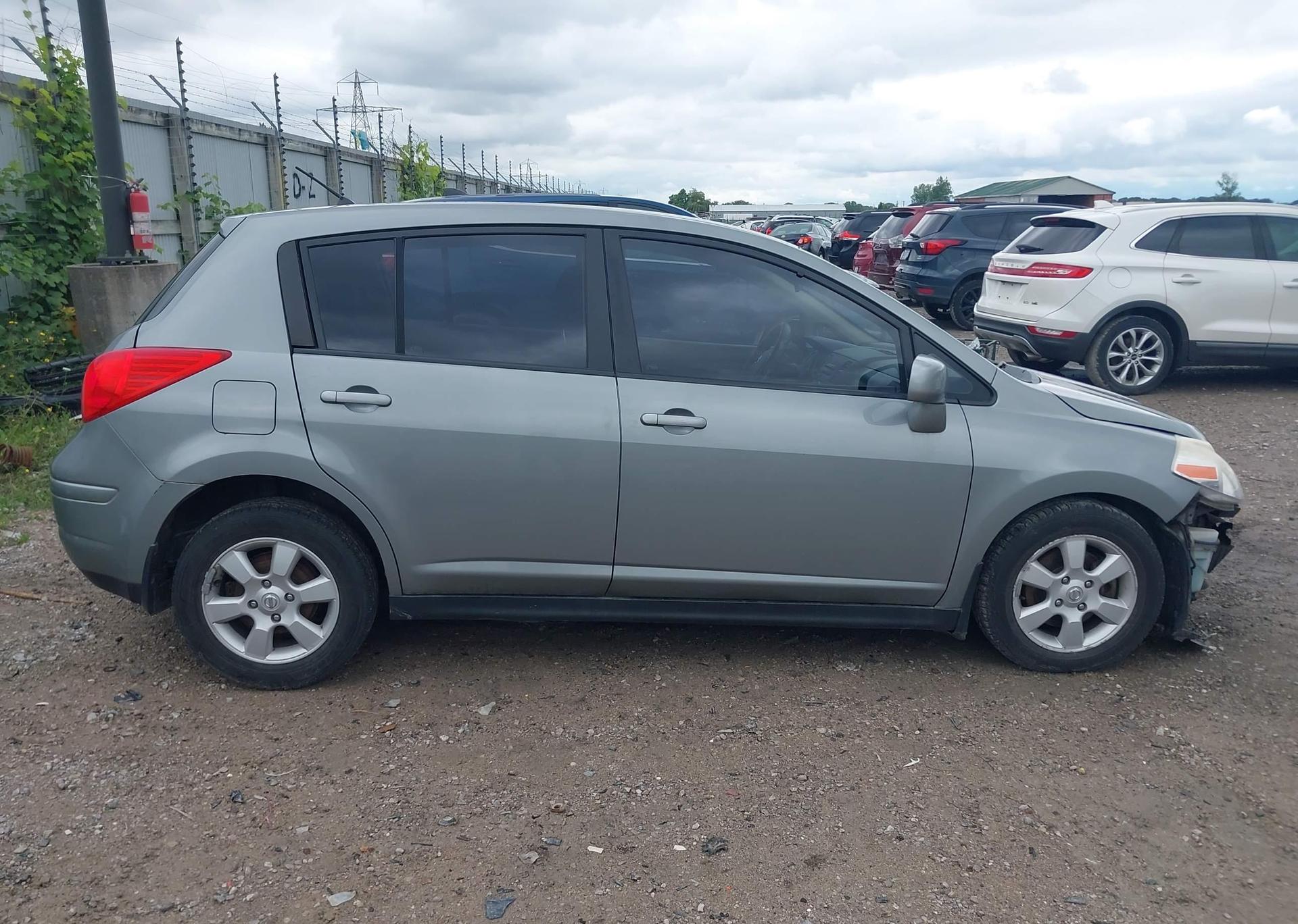 2007 NISSAN VERSA S
