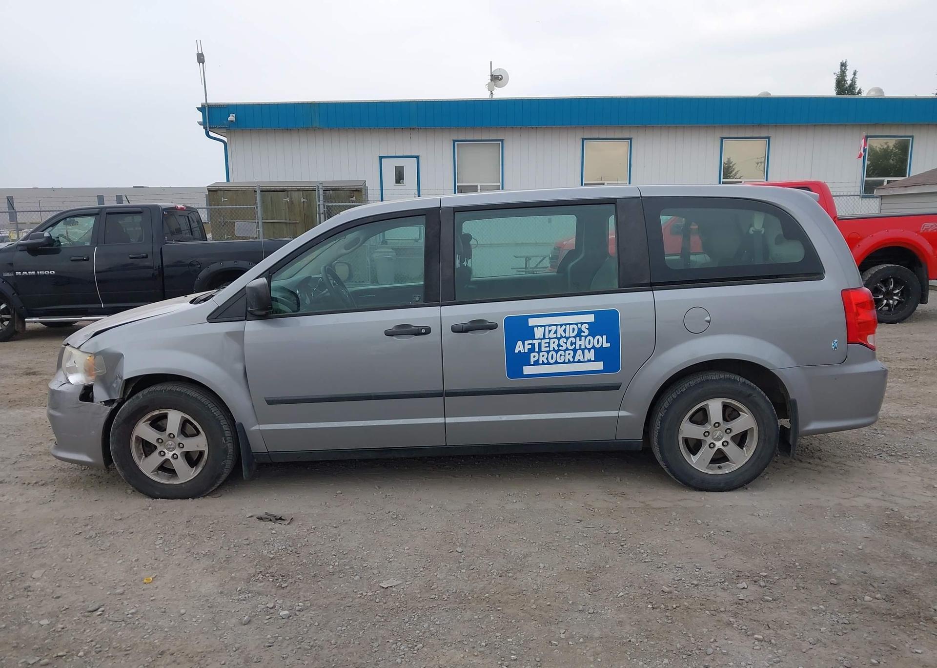 2013 DODGE GRAND CARAVAN SE