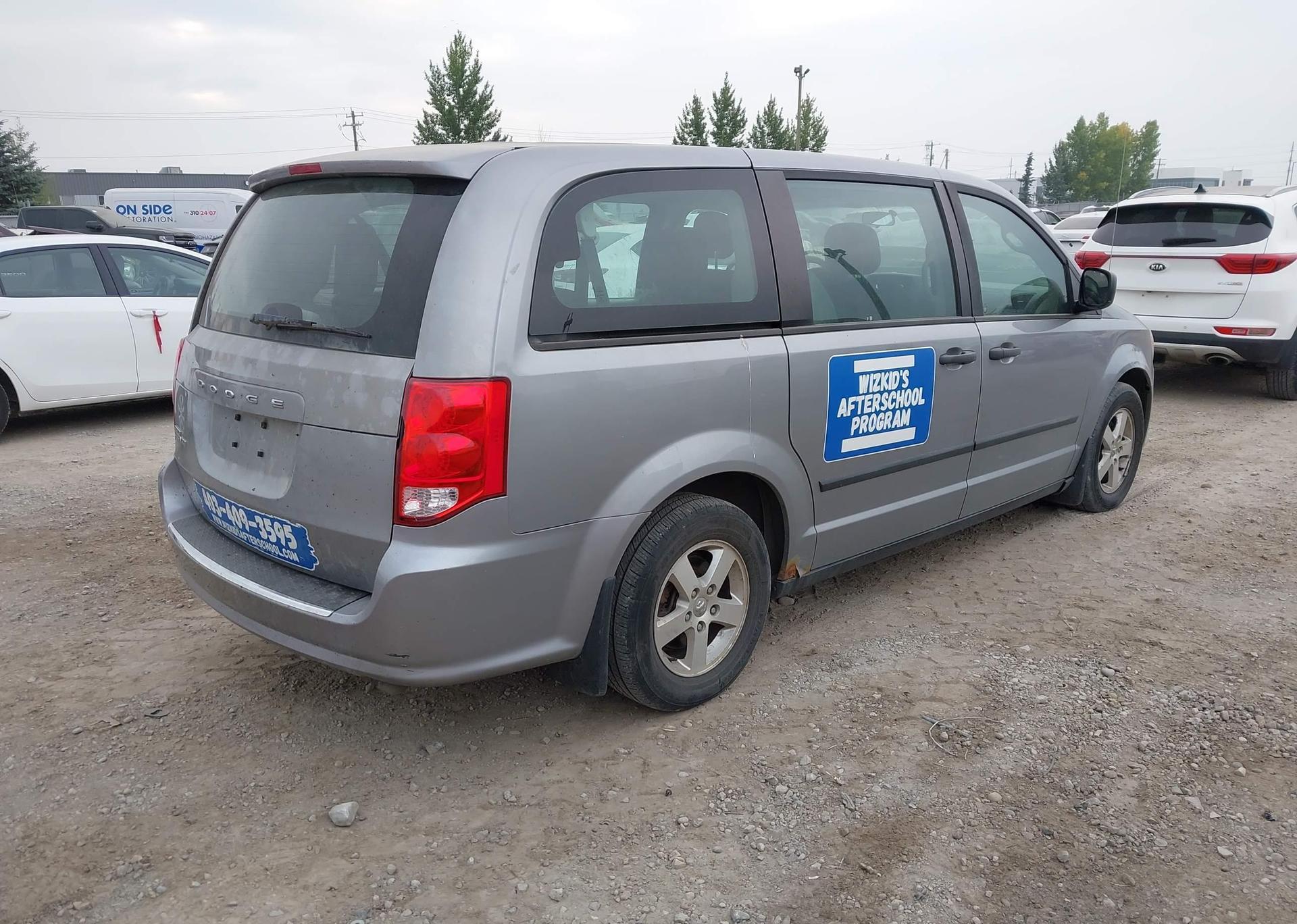 2013 DODGE GRAND CARAVAN SE