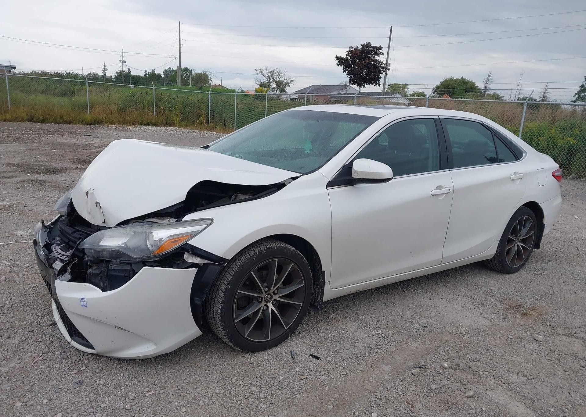 2015 TOYOTA CAMRY XSE