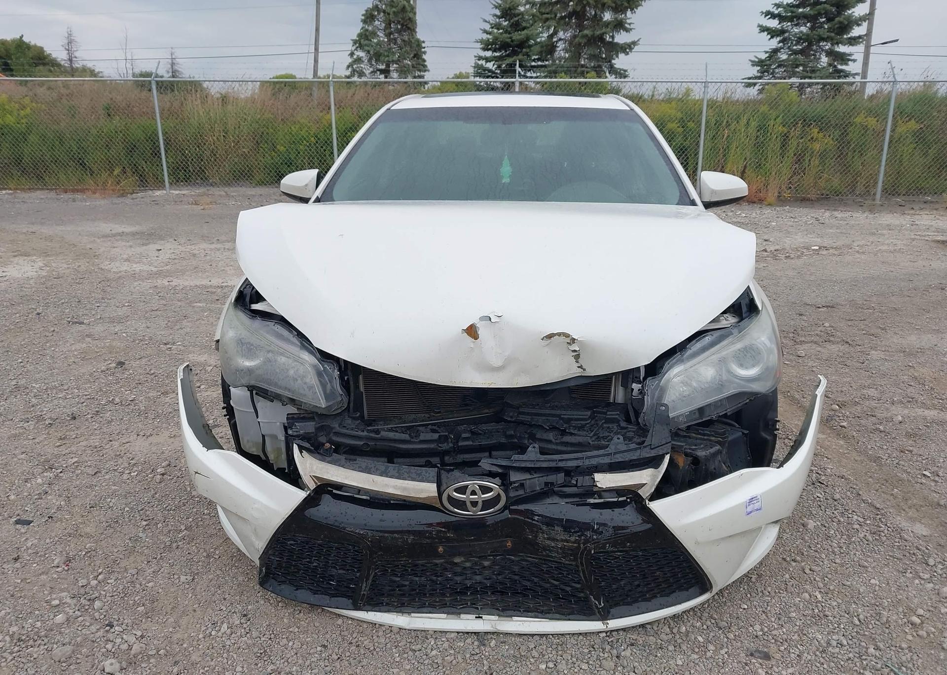 2015 TOYOTA CAMRY XSE