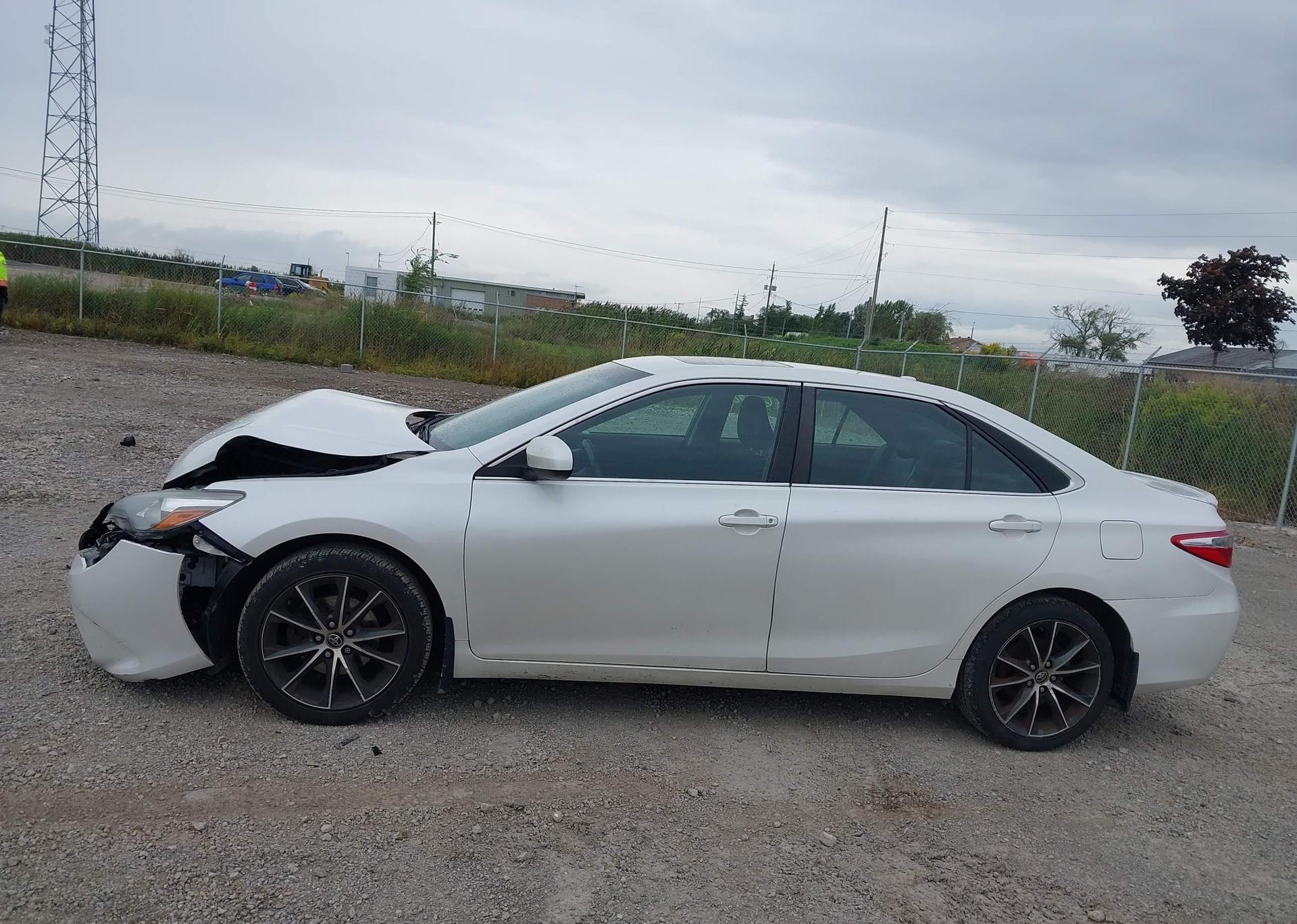 2015 TOYOTA CAMRY XSE