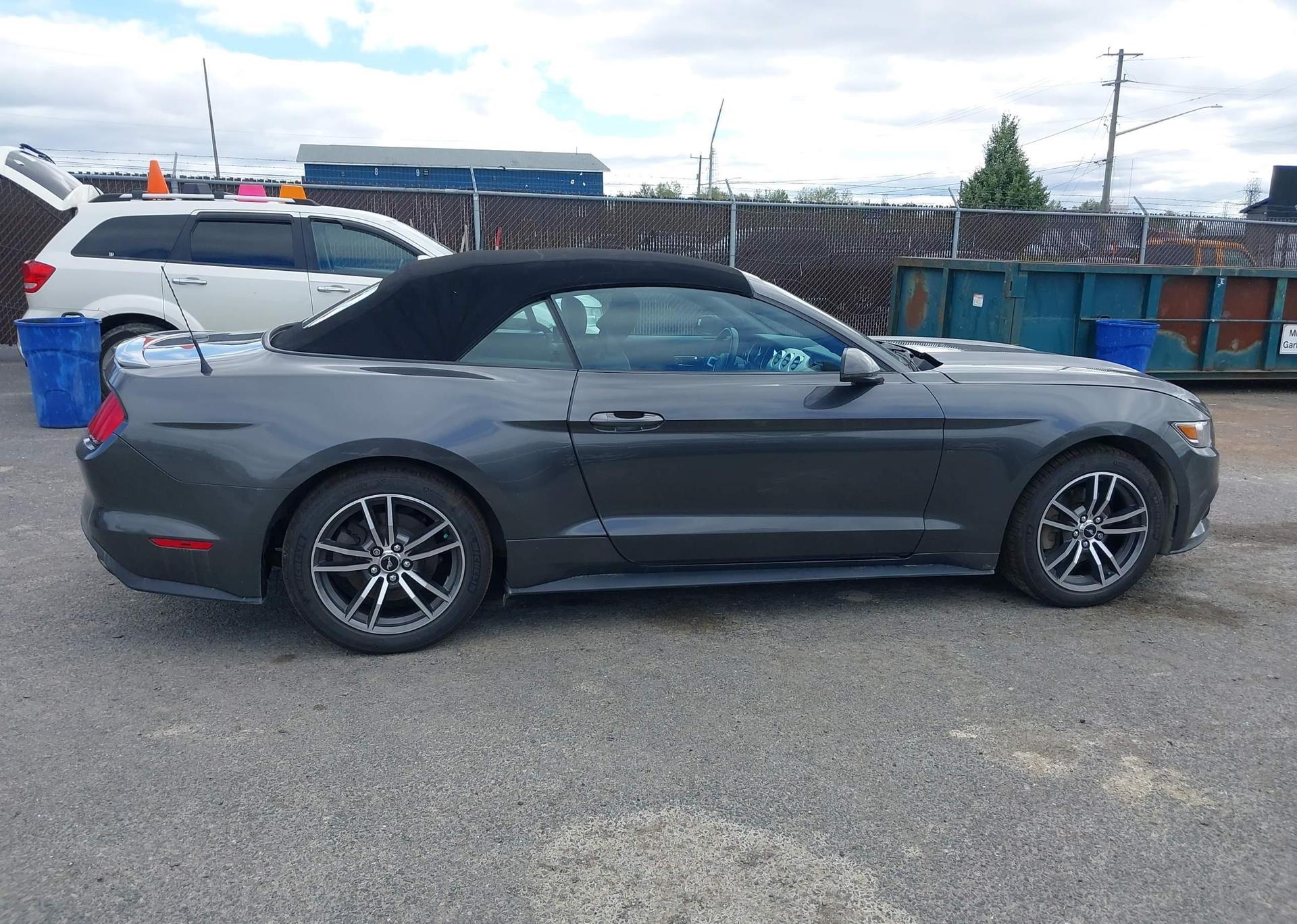 2017 FORD MUSTANG ECOBOOST PREMIUM